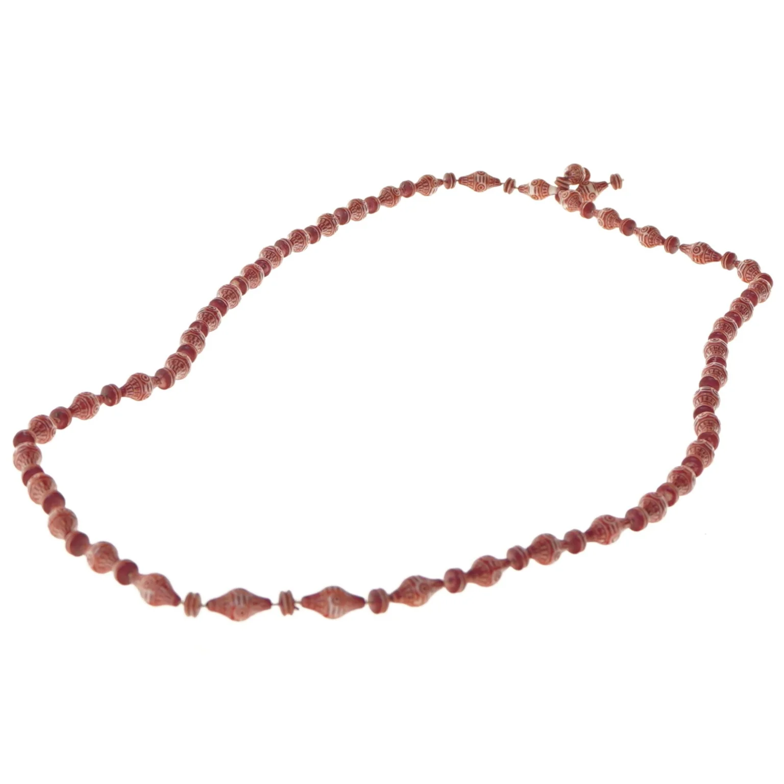 Lang halskæde med mønstrede perler (str. 116 cm)