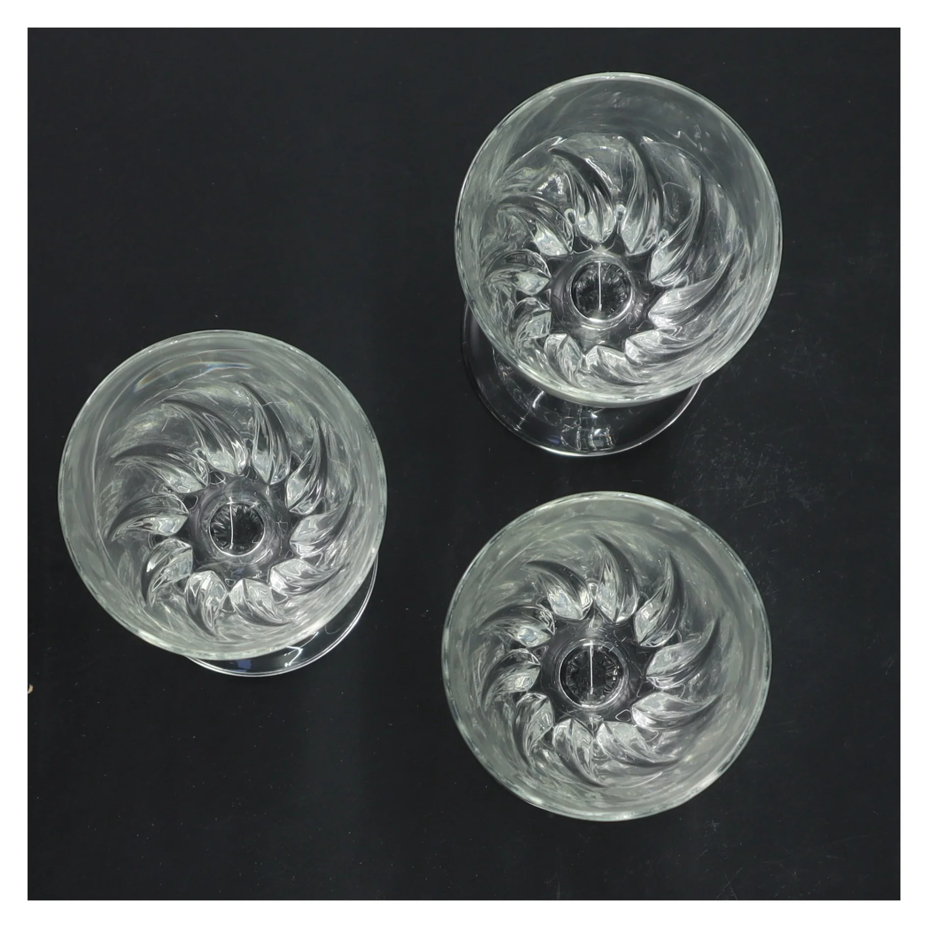 Vinglas sæt, 3 stk (str. 3 stk Ø 6,5 cm længde 14 cm)