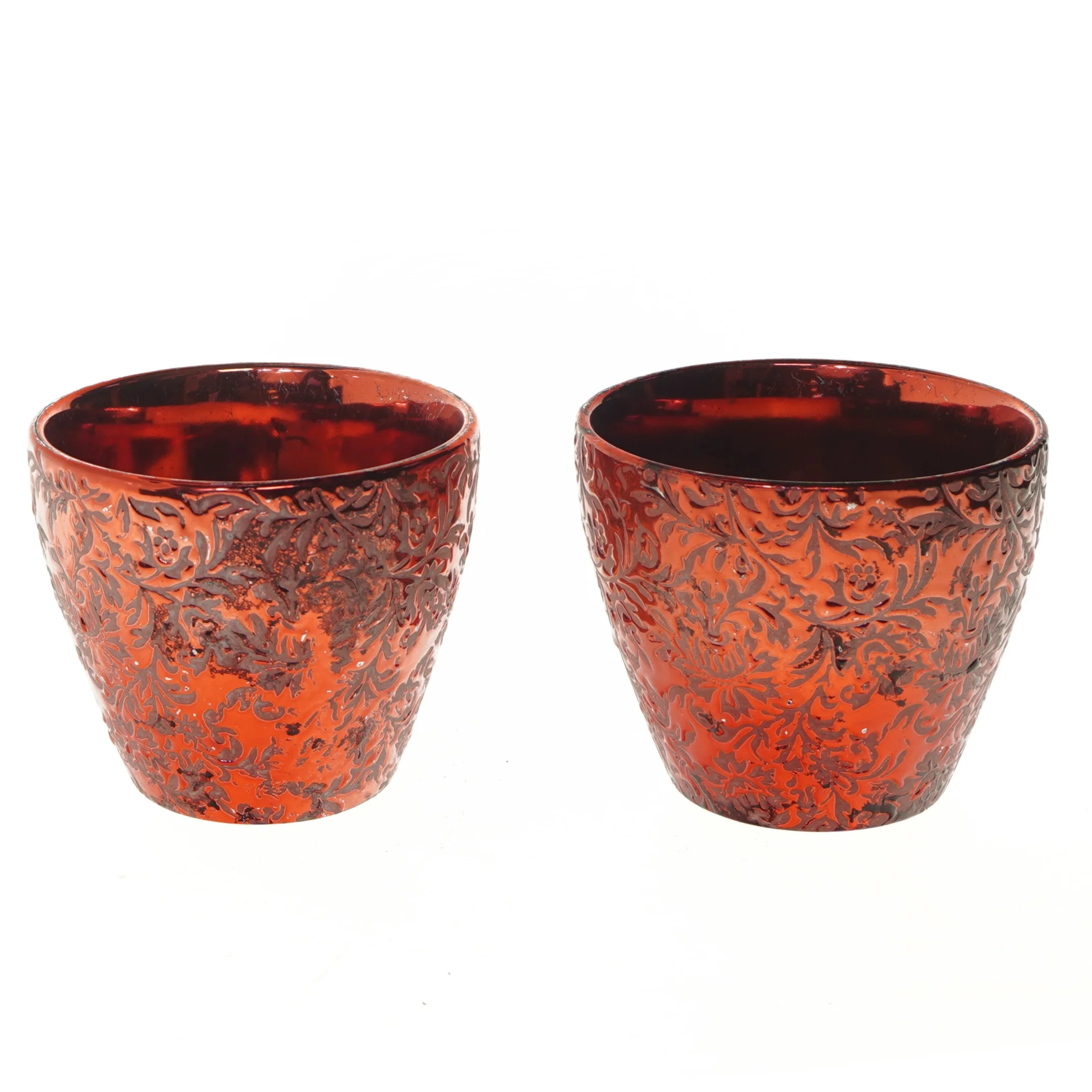 Røde dekorative urtepotteskjulere fra Krifon (str. 2 stk Ø 13,5 cm længde 12 cm)