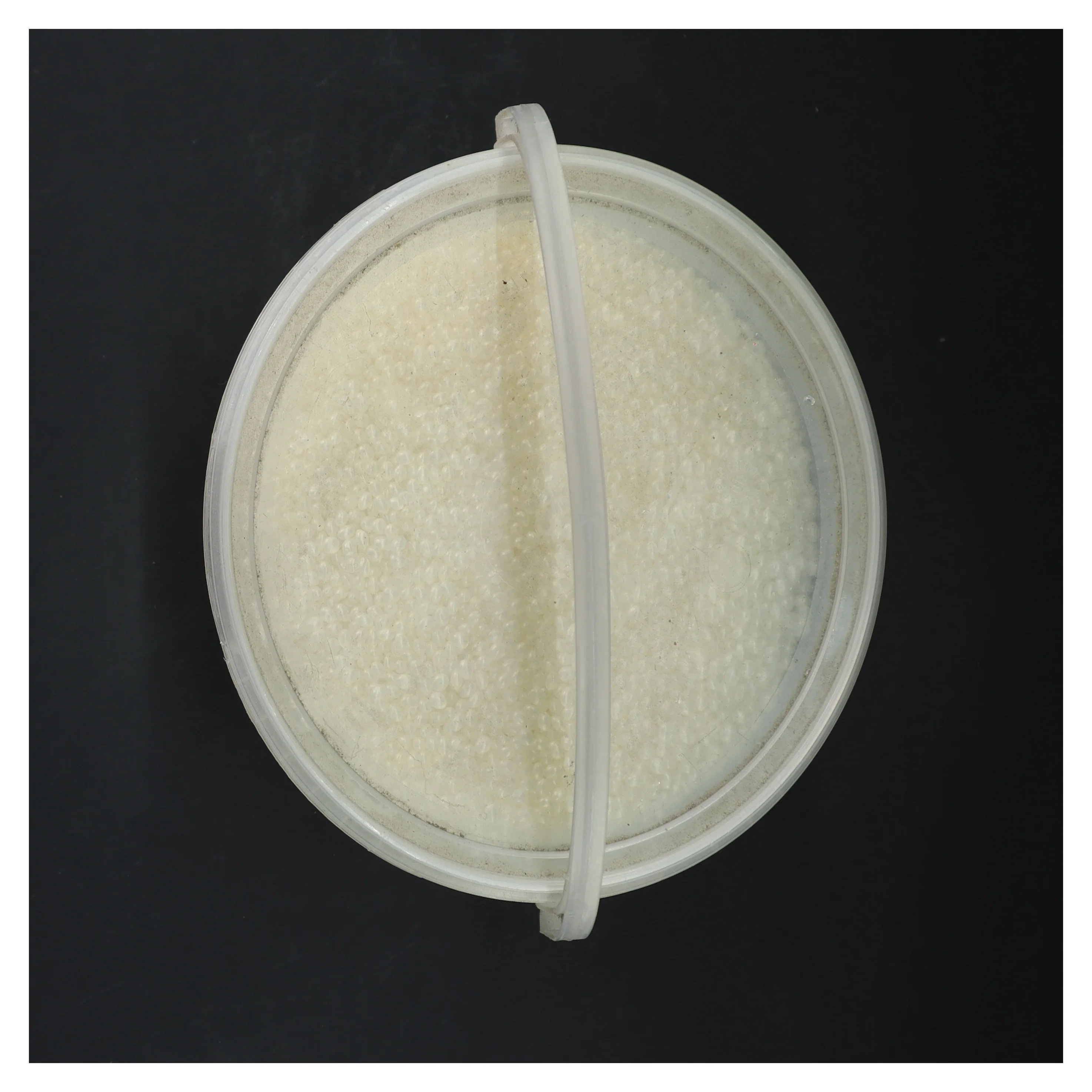 Spand med glaspartikler fra Sandfactory (str. 2,5L, 2,5-4 mm)