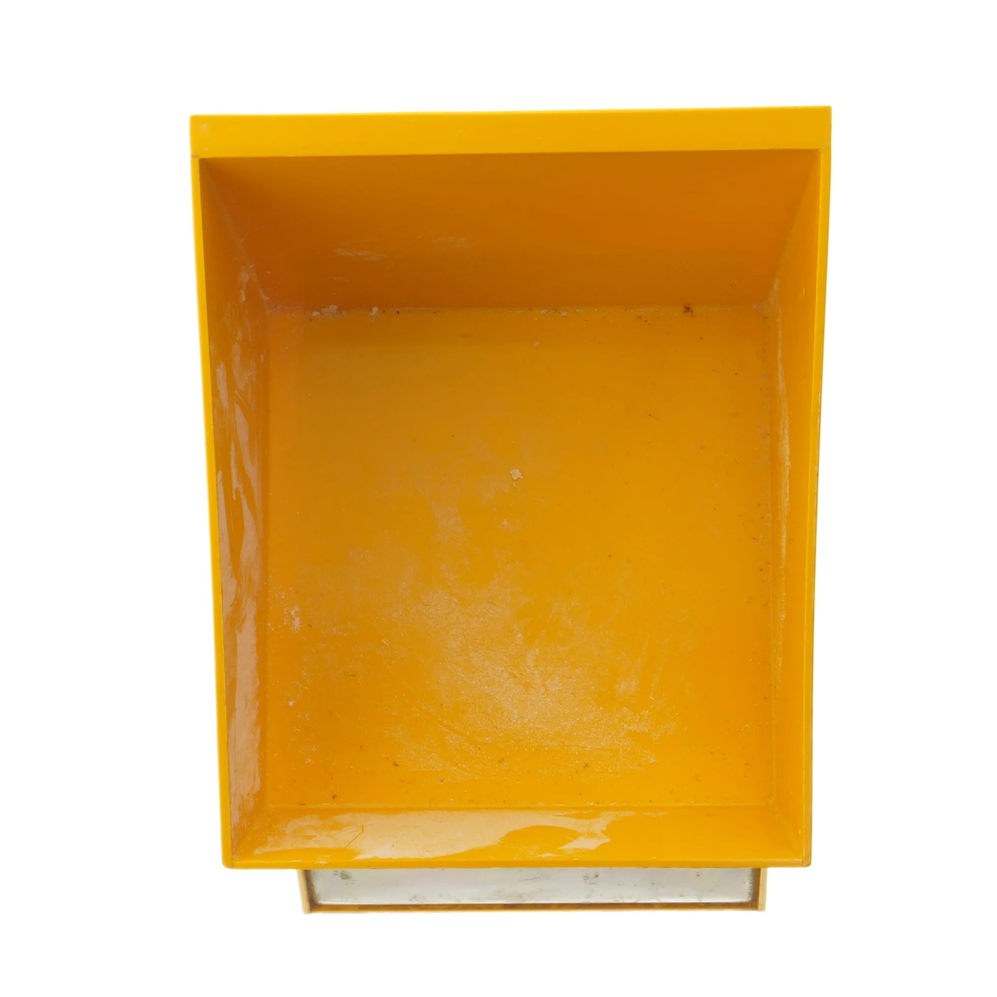 Gul køkkenvægt fra Ginge (str. 16x18 cm)