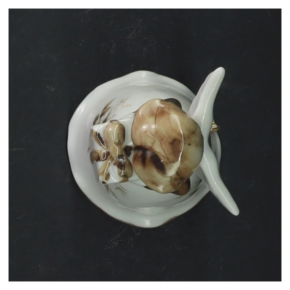 Porcelænsfigur af en engel (str. 11,5 cm)