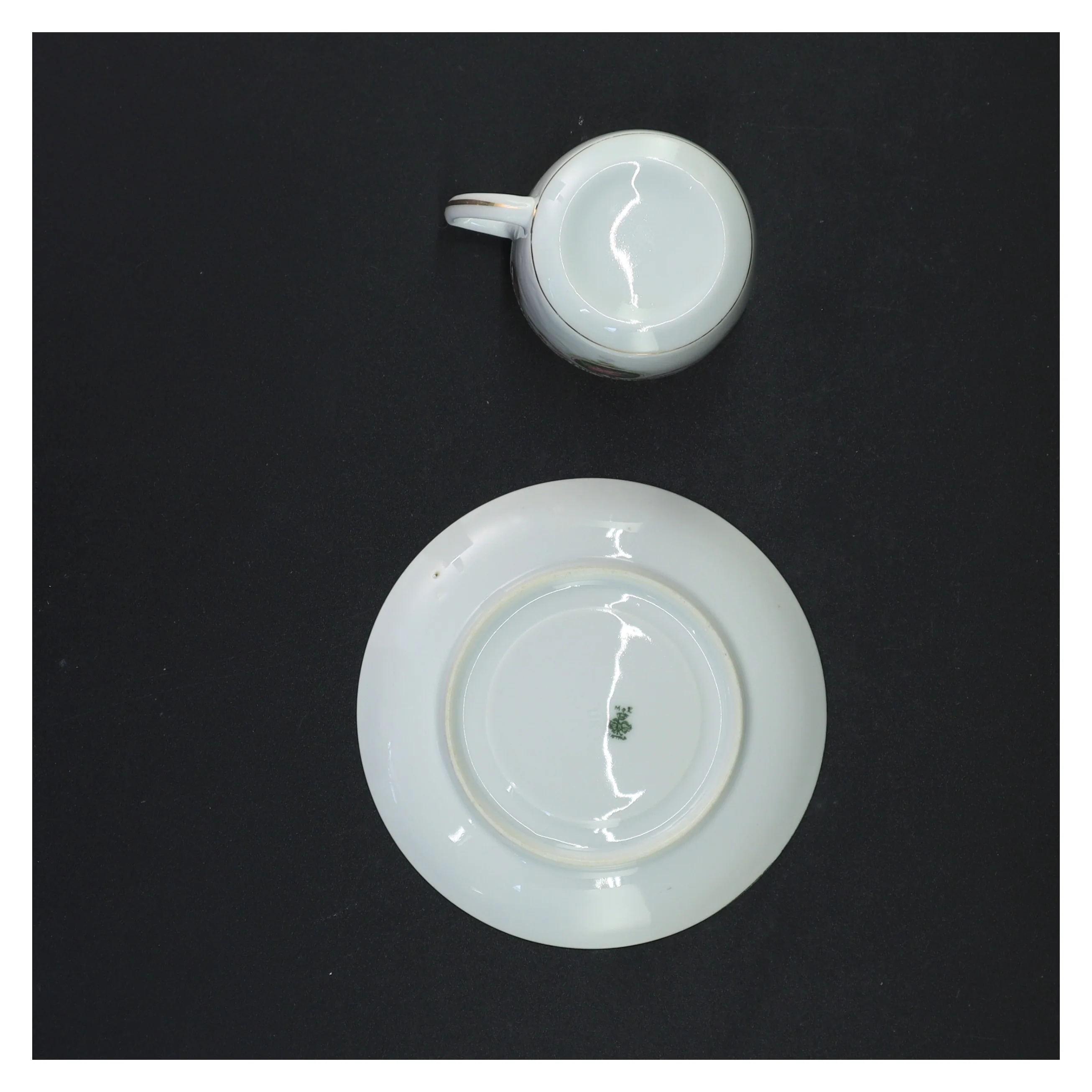 Porcelænskopper med underkopper (str. Diameter, 13 cm kop 6 cm x 6 cm)