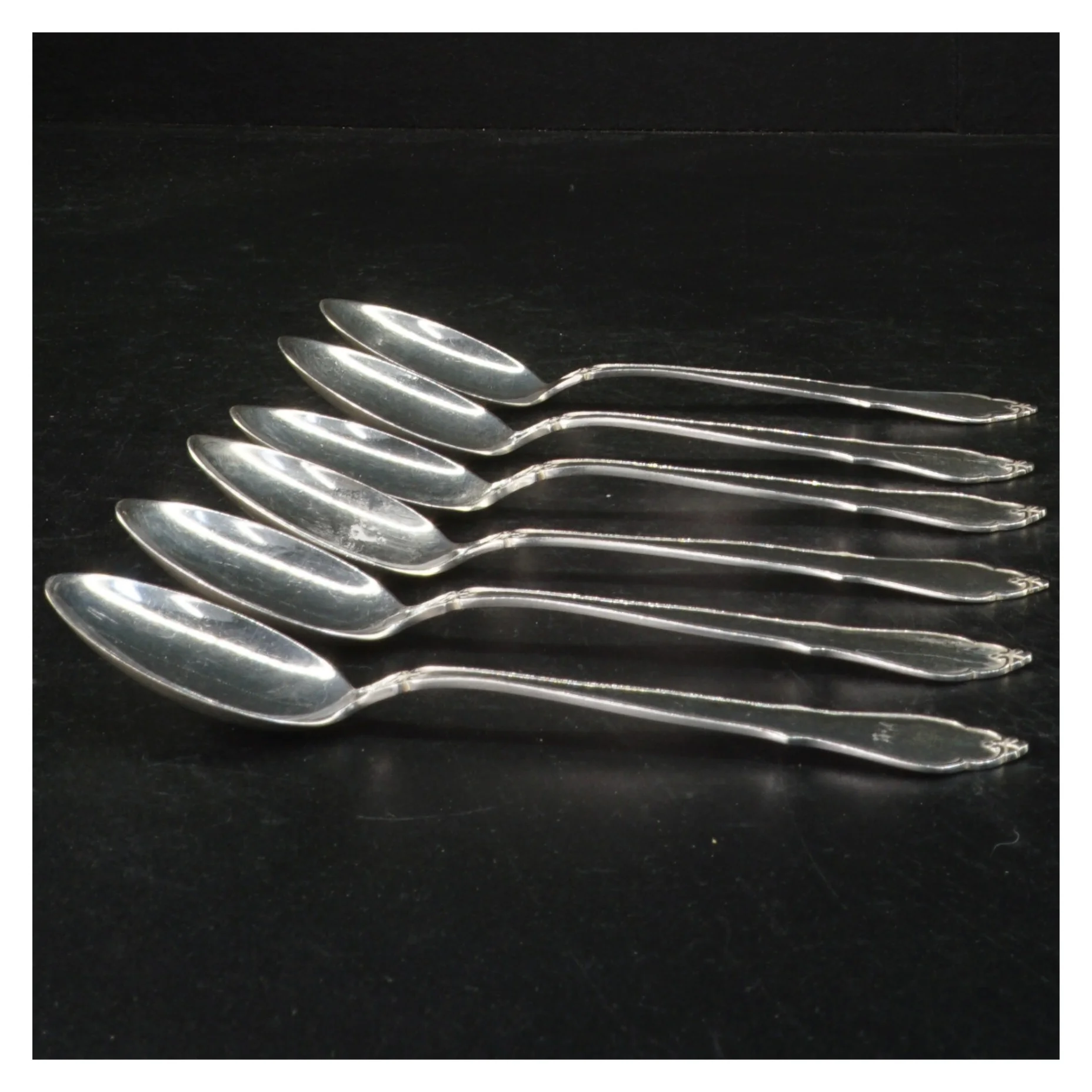 6 dessertskeer i 2-tårnet (str. 17 cm)