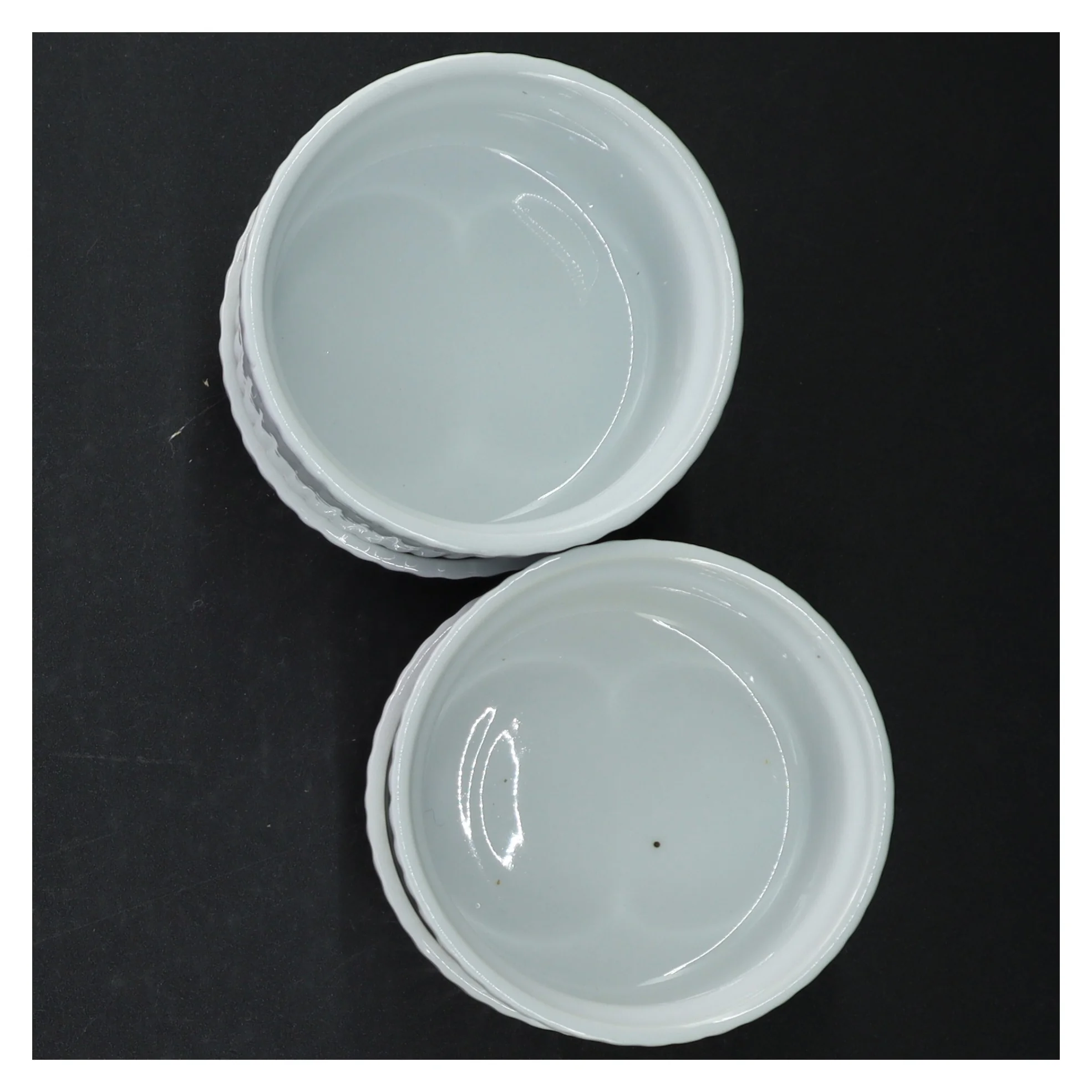 4 hvide ovnfaste porcelænsskåle (str. 9,5 cm)