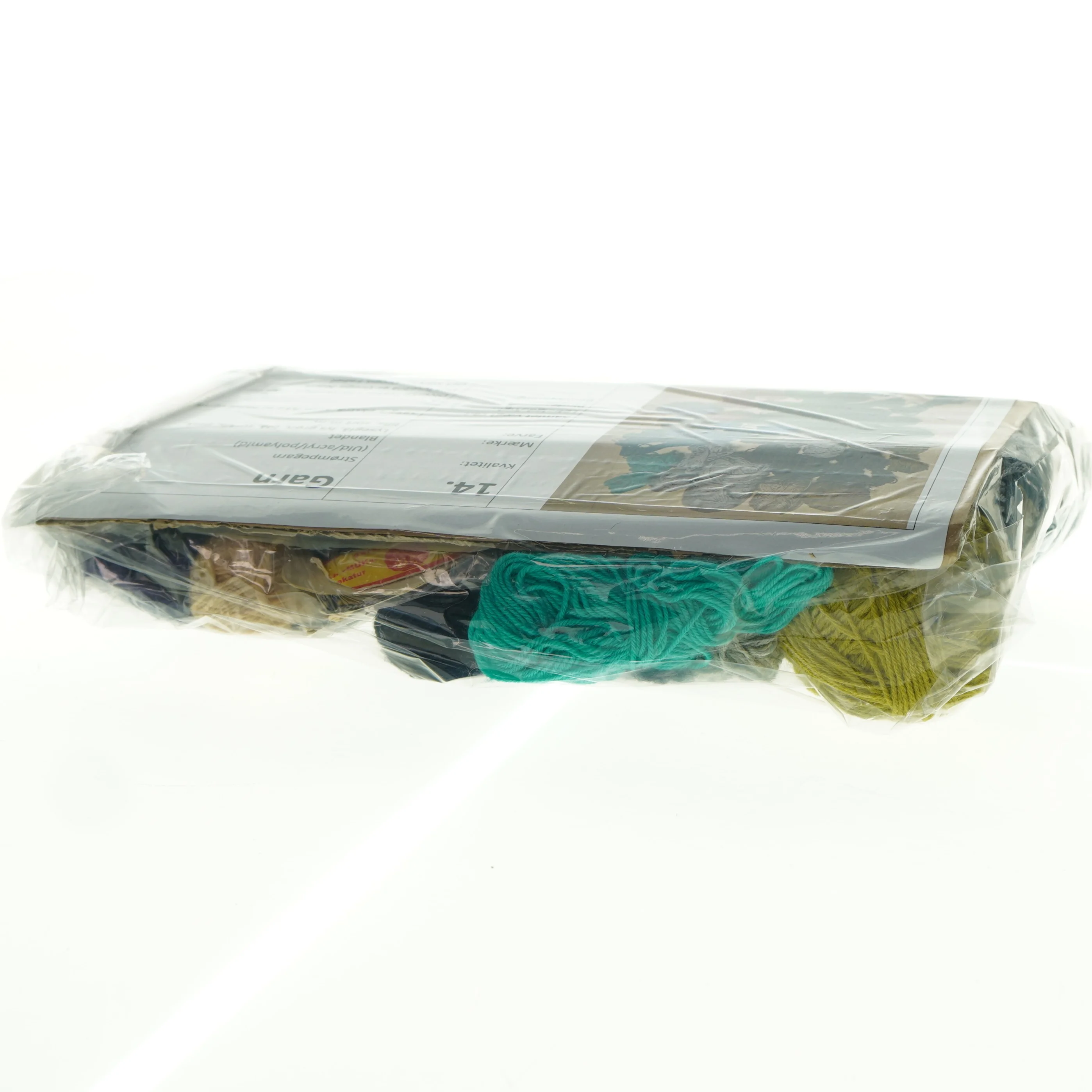 Rester af strømpegarn i mange nuancer (285 gram) 