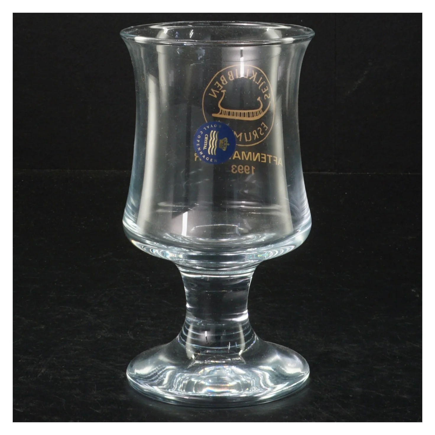Ølglas Skibsglas med sejlklub emblem fra Royal Copenhagen (str. 14 cm. ø 8 cm)