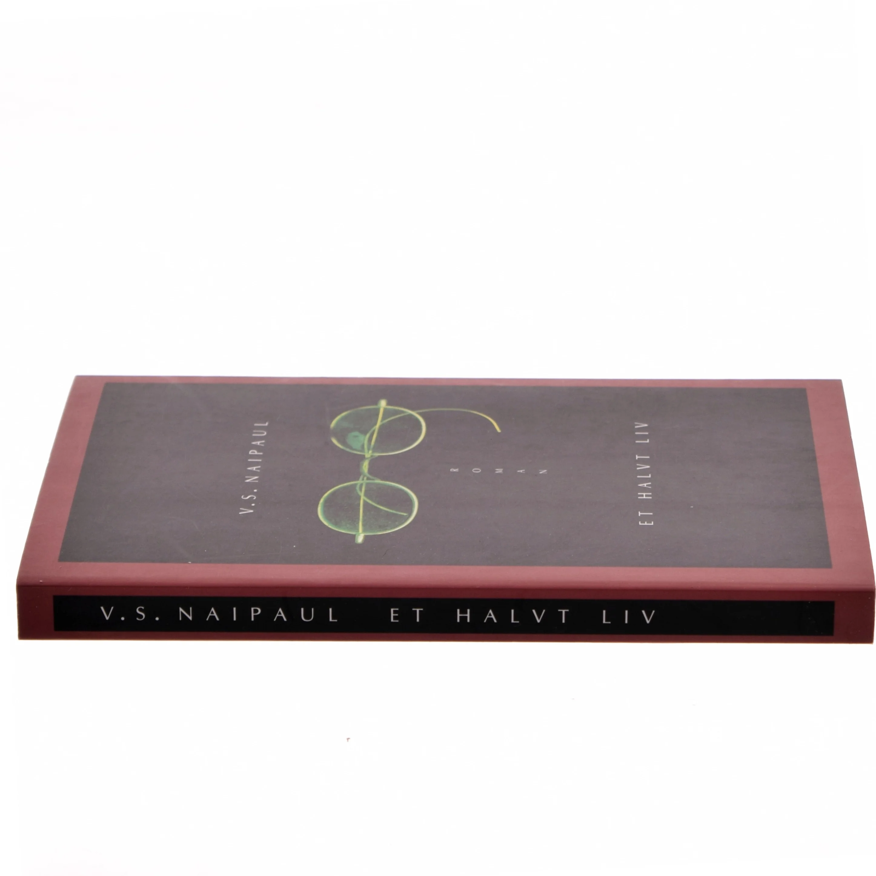 Et halvt liv af V. S. Naipaul (Bog)