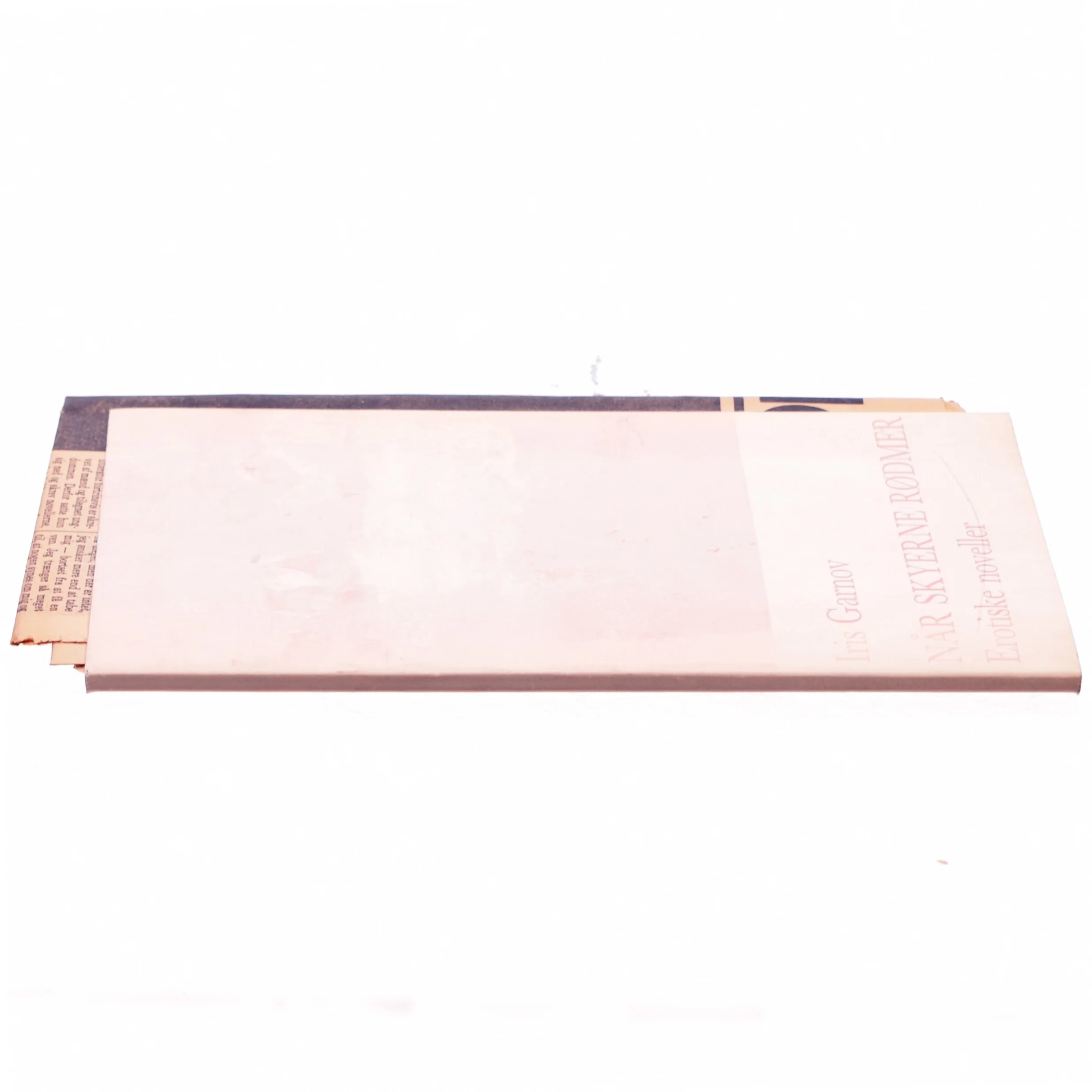 Når skyerne rødmer af Iris Garnov (bog)