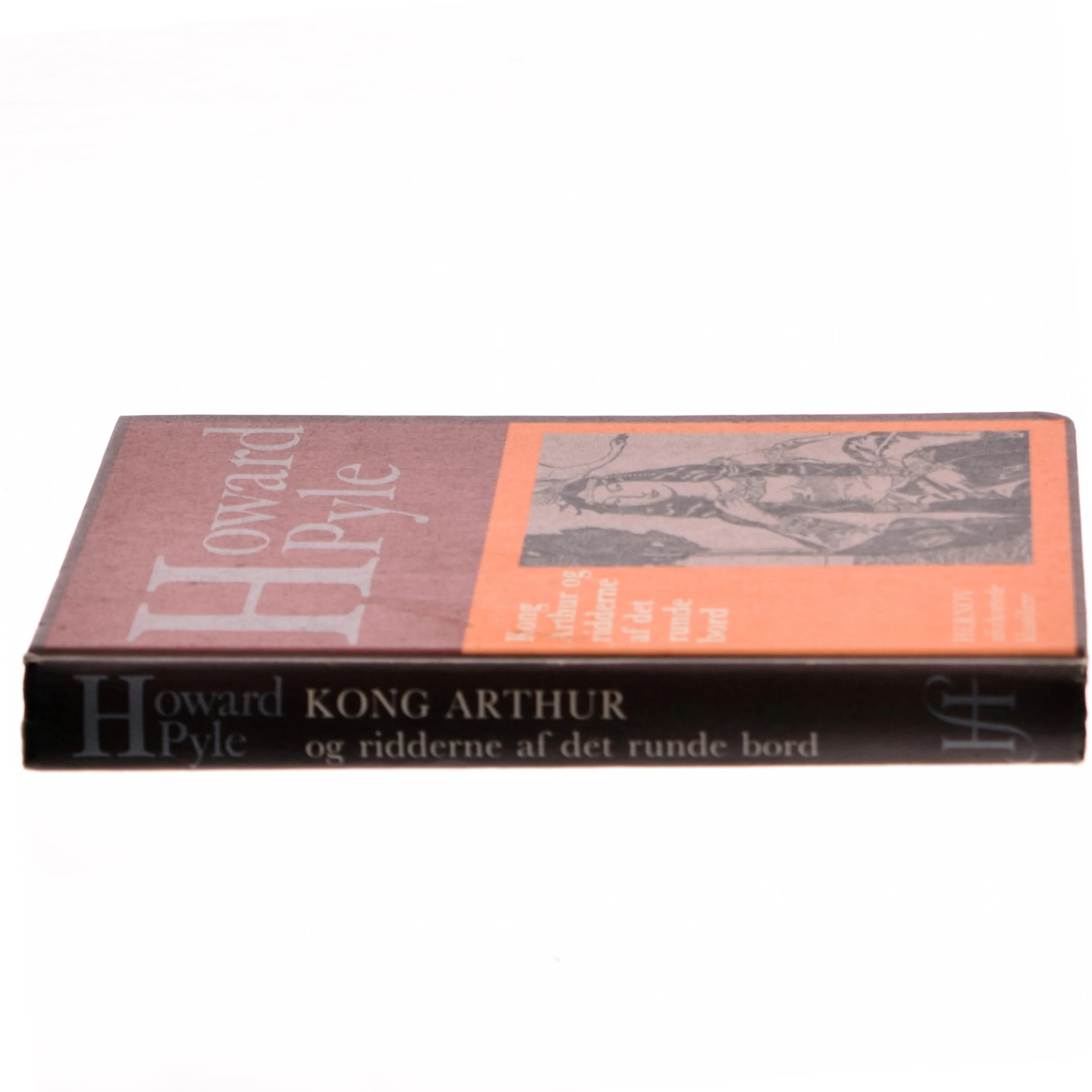 Kong Arthur og ridderne af det runde bord af Howard Pyle (Bog)