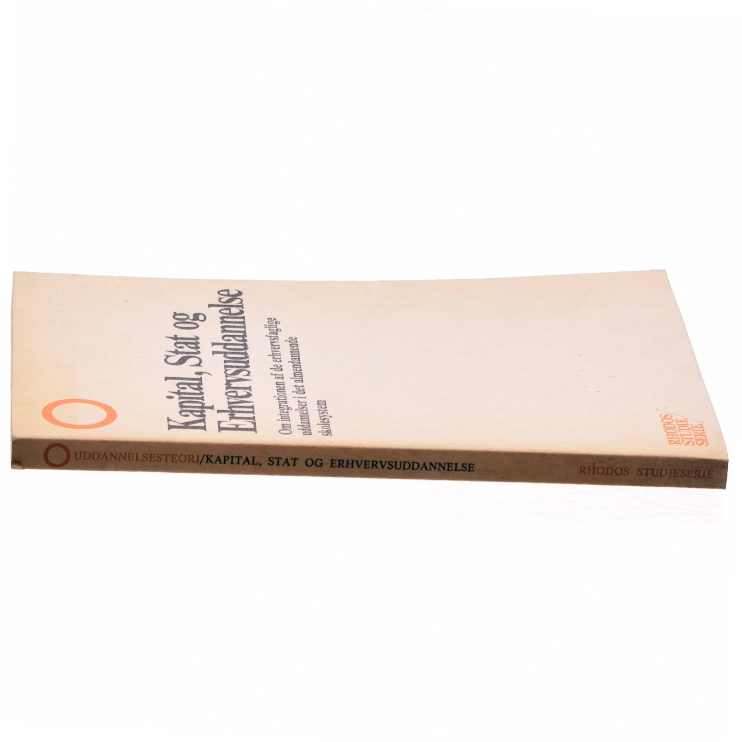 Kapital, stat og erhvervsuddannelse (bog)