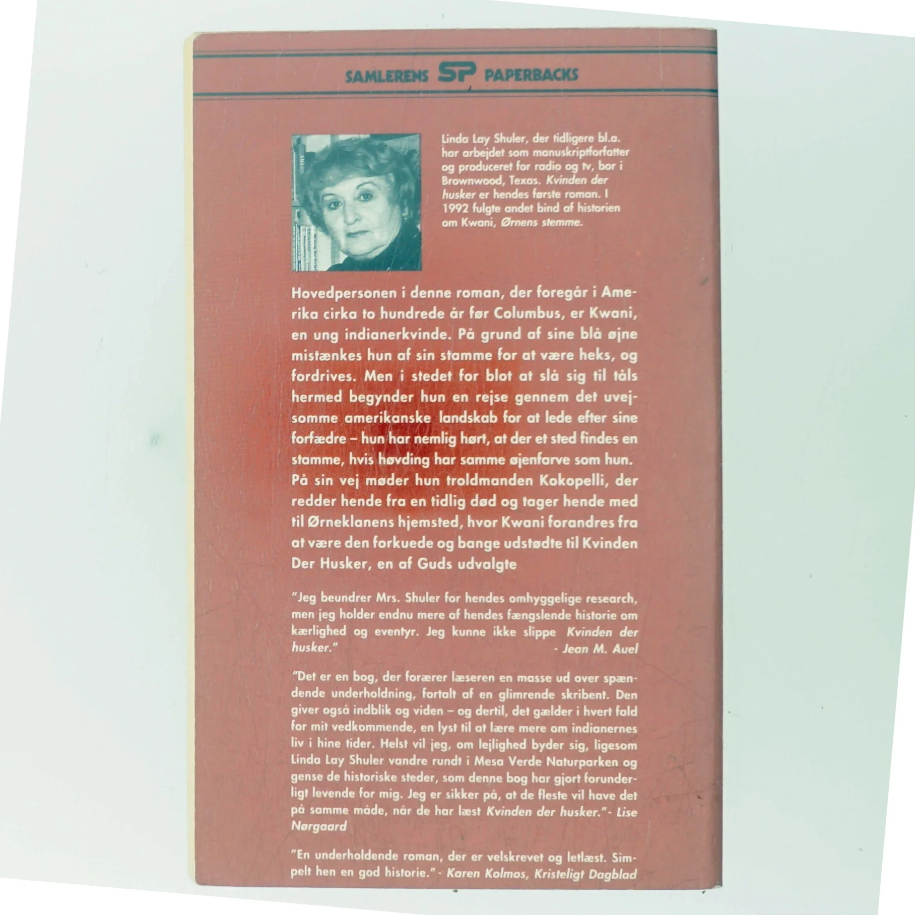 Kvinden der husker af Linda Lay Shuler (Bog)