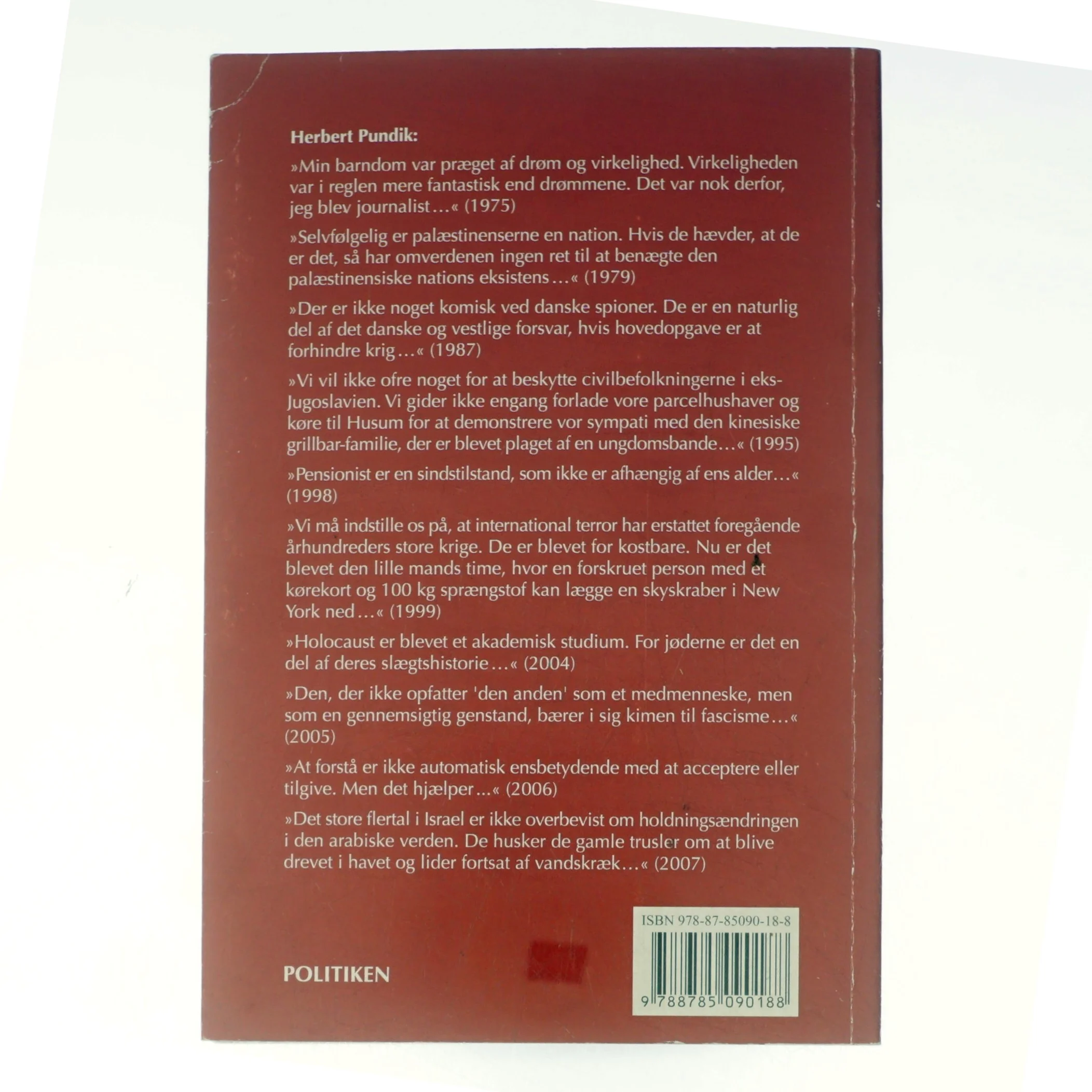 Pundik : udvalgte artikler fra 1946 til i dag af Herbert Pundik (Bog)