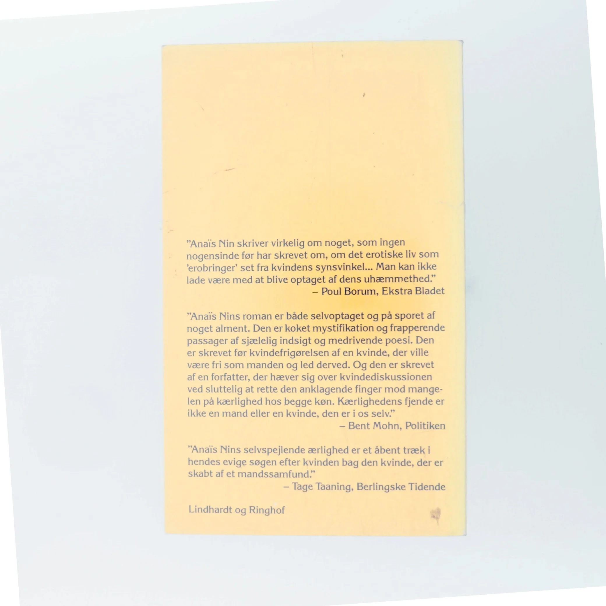 Spion i kærlighedens hus (Bog)