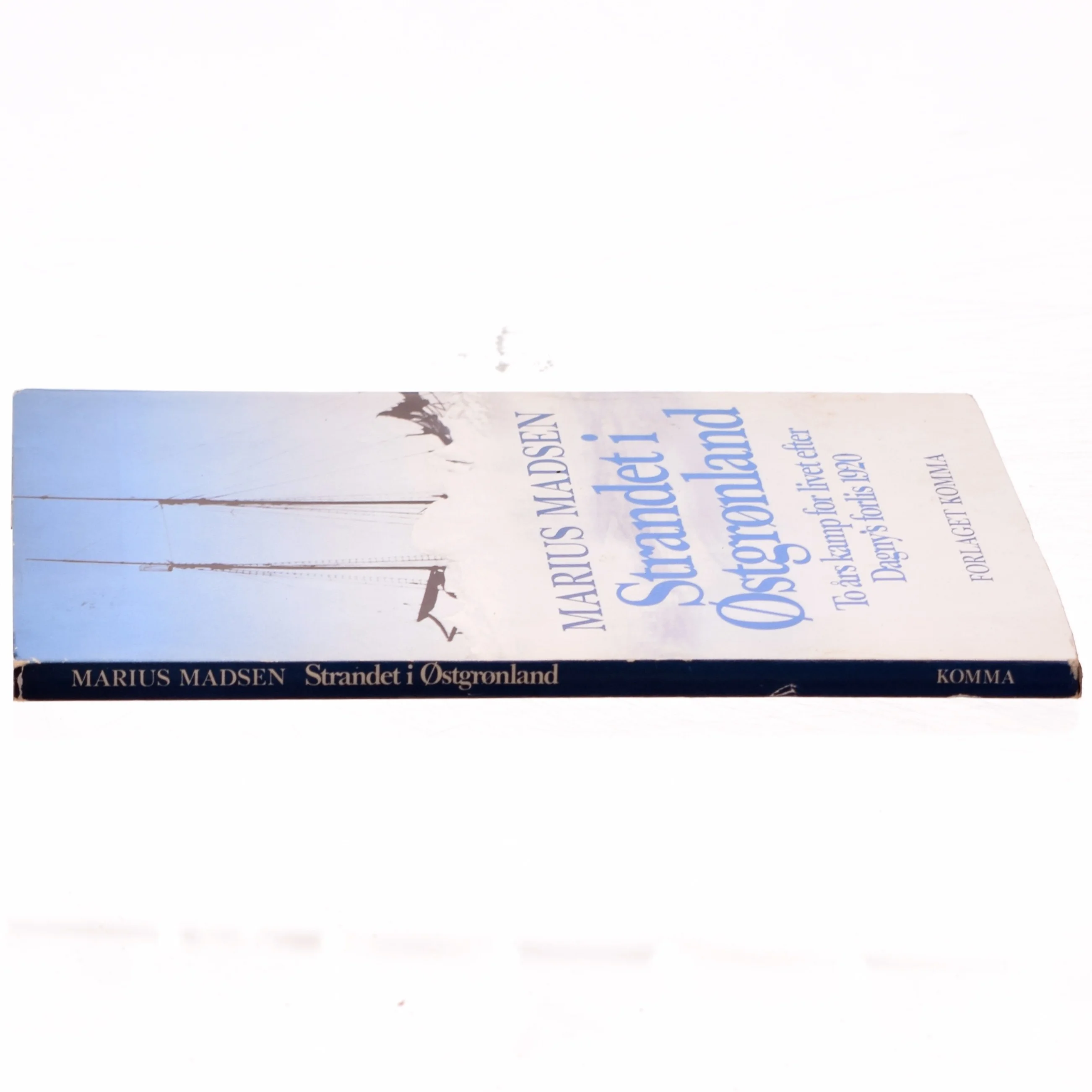 Strandet i Østgrønland af Marius Madsen (bog)