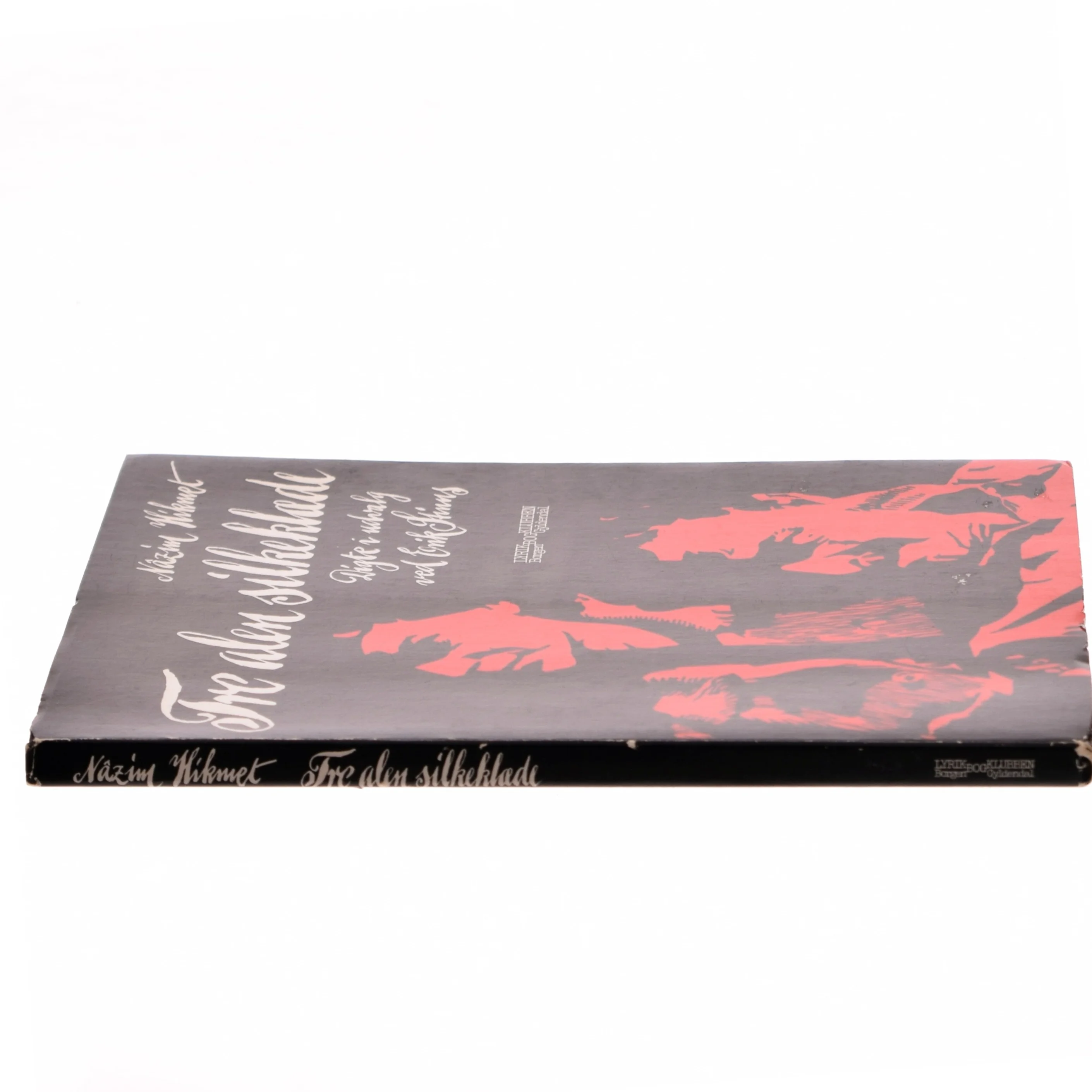 Tre Alen Silke Klæde af Nâzim Hikmet (Bog)