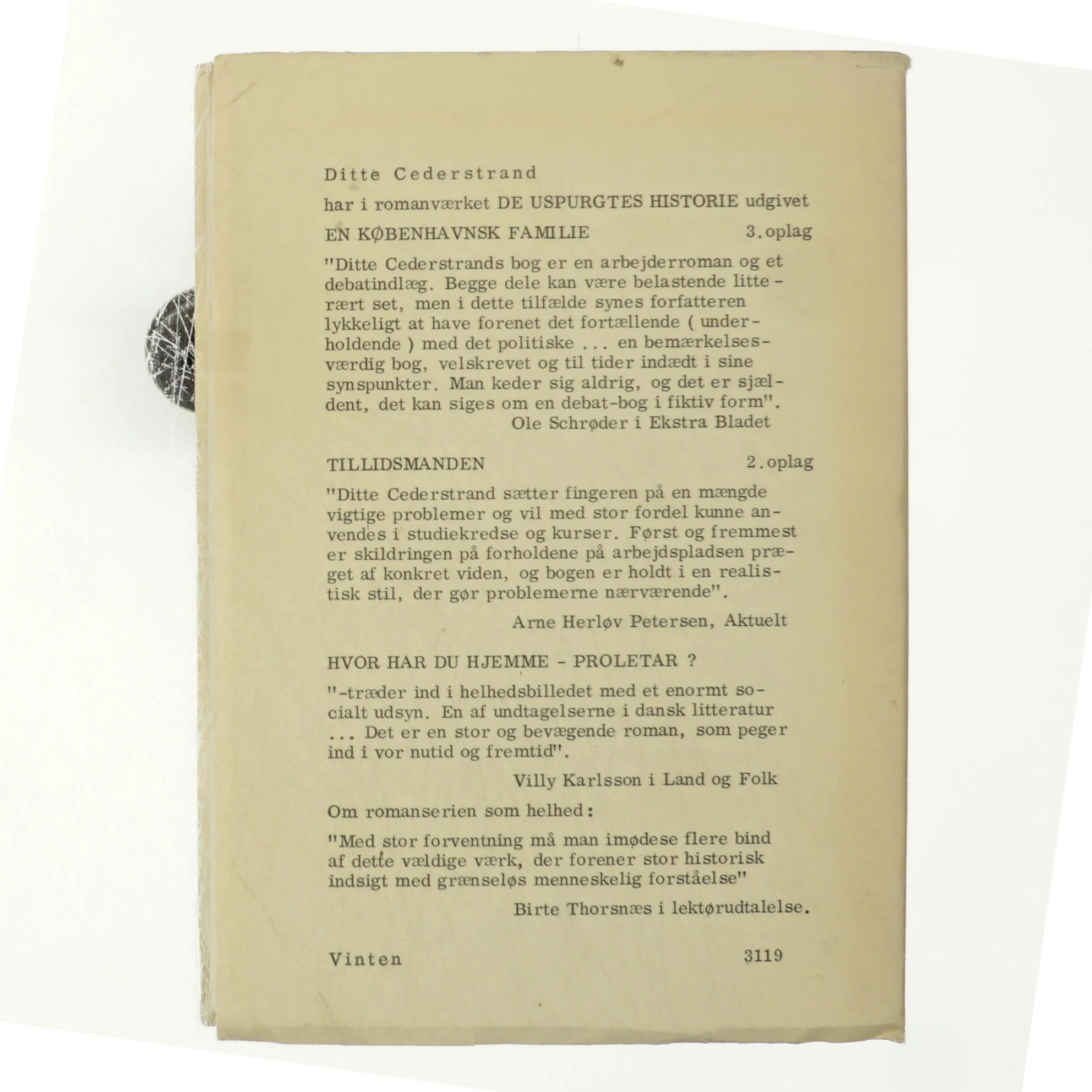 En københavnsk familie af Ditte Cederstrand (bog=