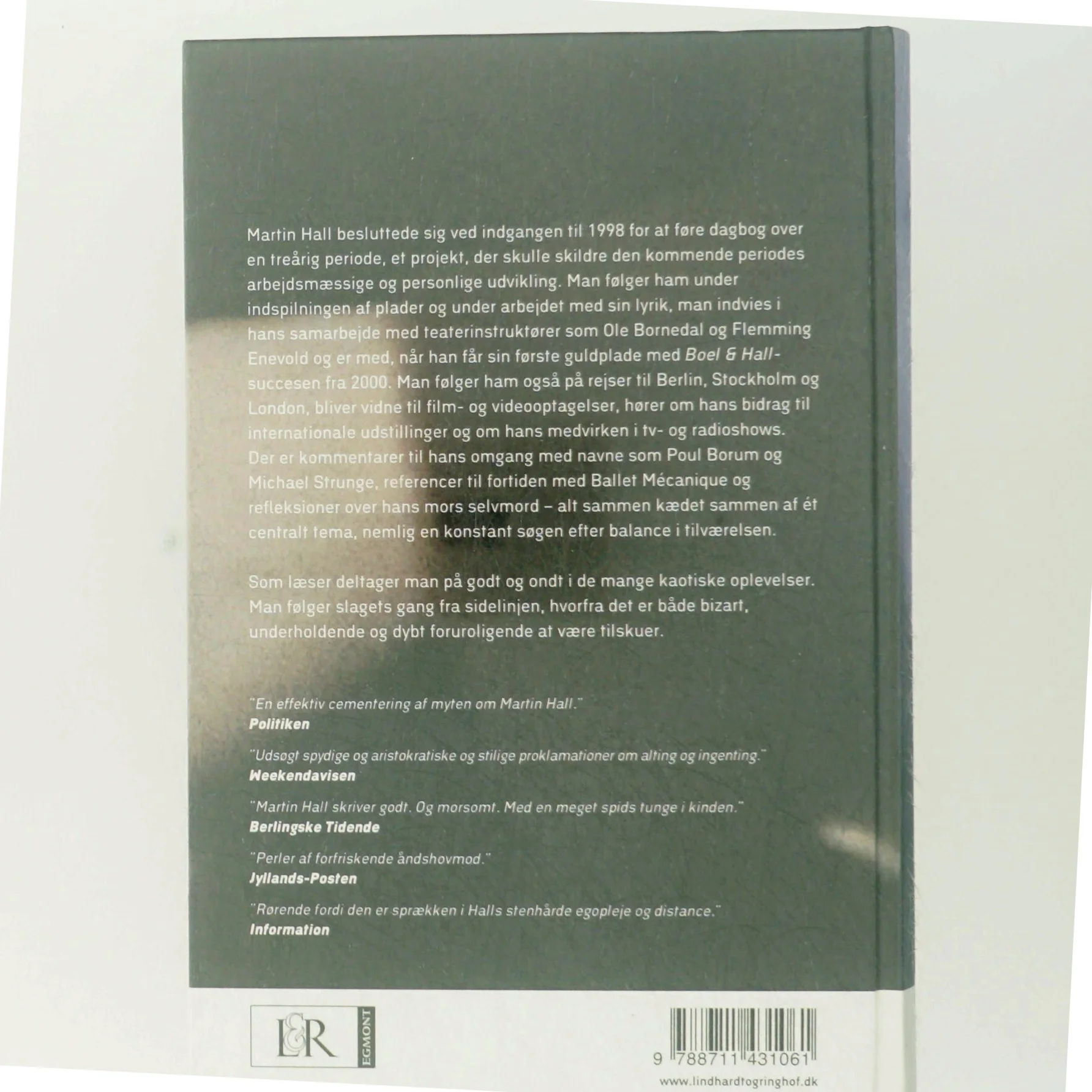 Kommunikaze 1000 dage i cockpittet af Martin Hall (Bog)