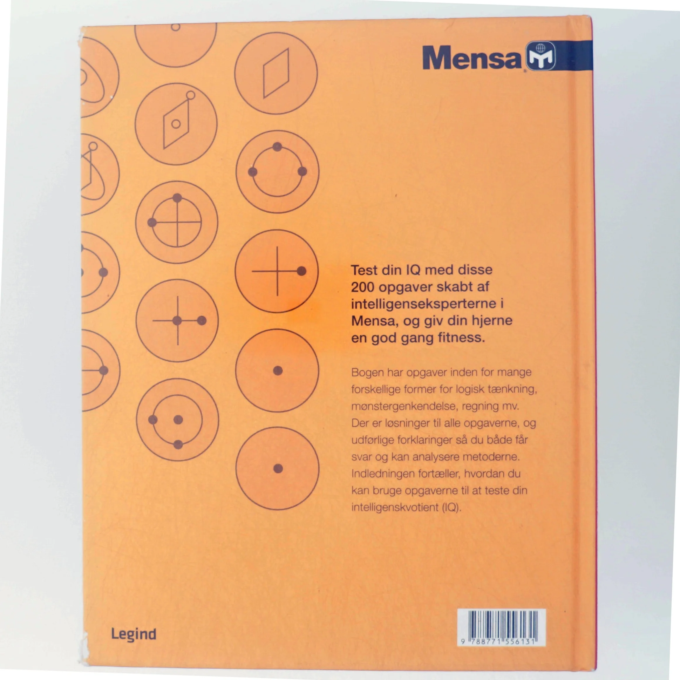 IQ tests : afprøv selv din IQ, 9 komplette prøver, i alt 180 opgaver af Richard Cater (Bog)