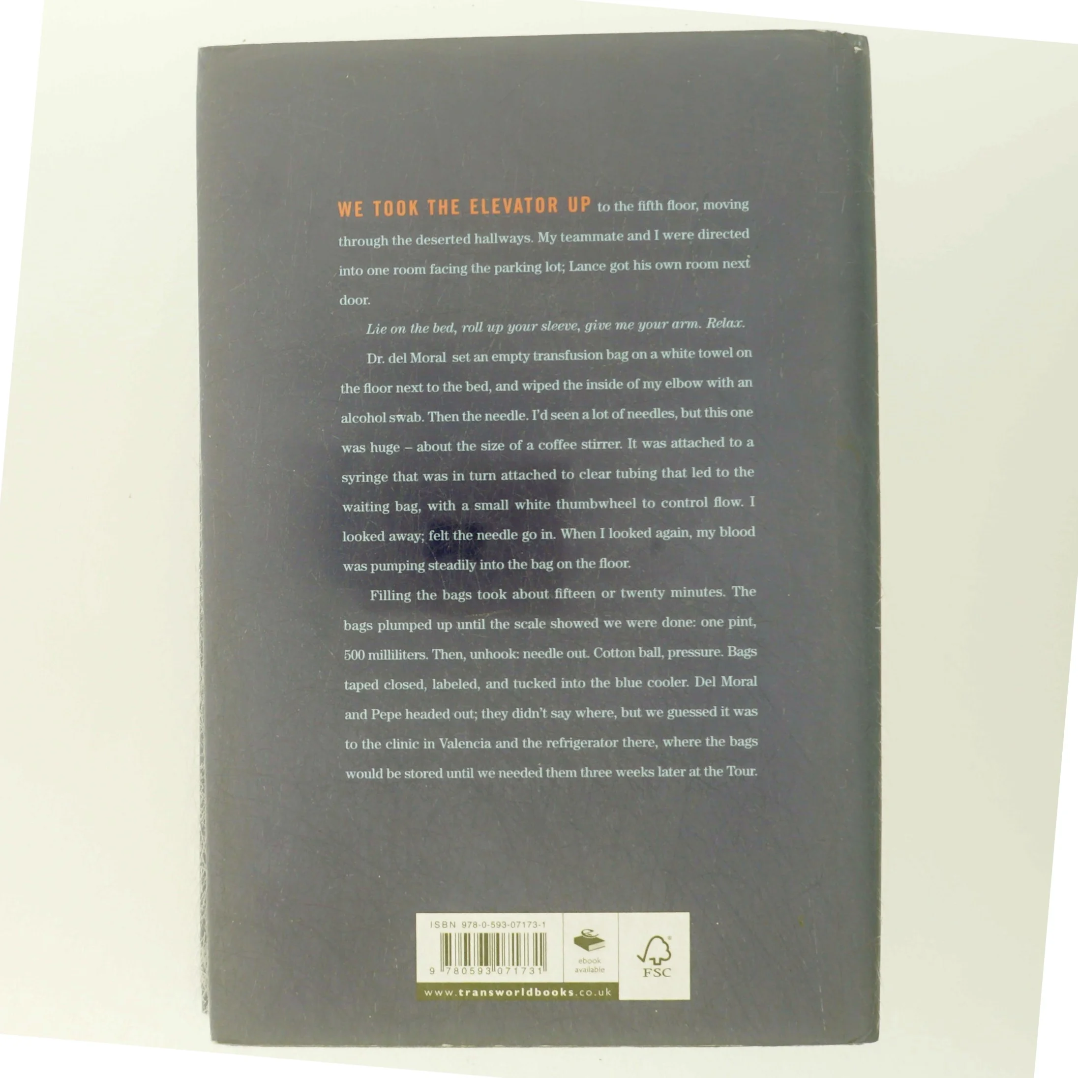 The Secret Race: Inside the Hidden World of the Tour De France: Doping, Cover-ups, and Winning at All Costs af Tyler Hamilton (Bog)