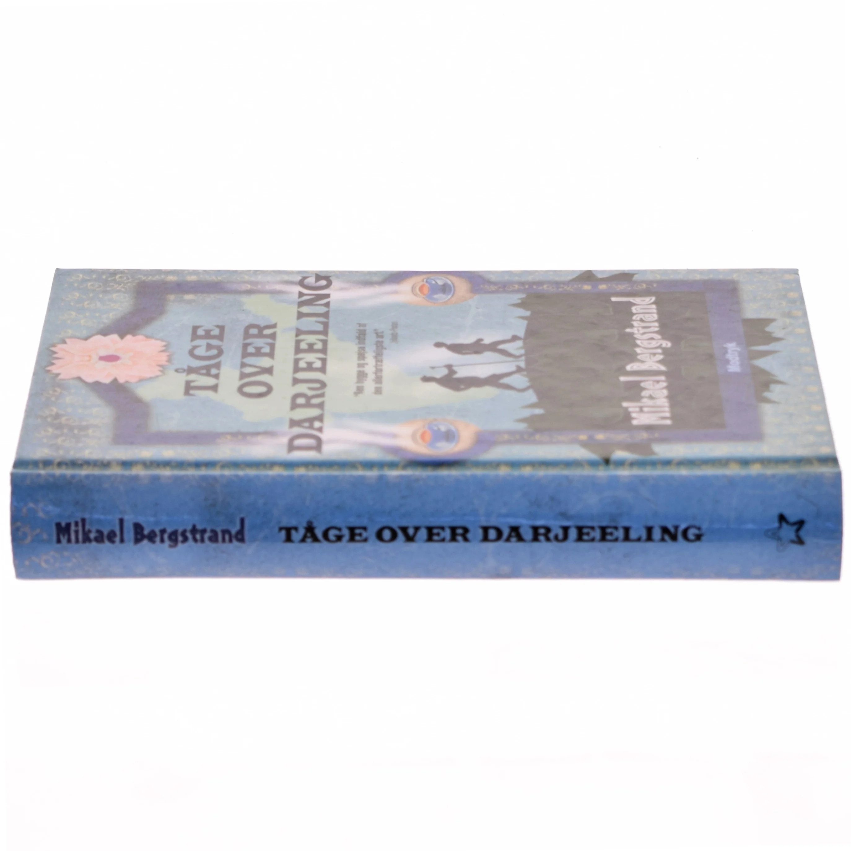 Tage over Darjeeling af Mikael Bergstrand fra Modtryk