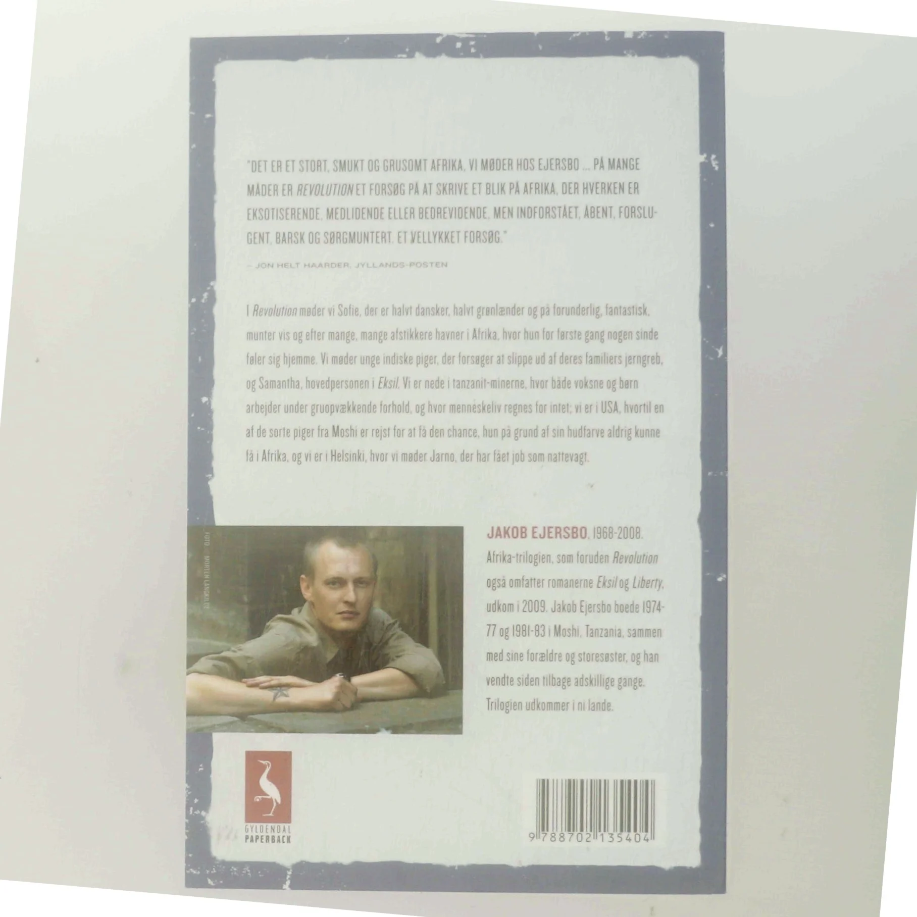 Revolution : fortællinger af Jakob Ejersbo (Bog)