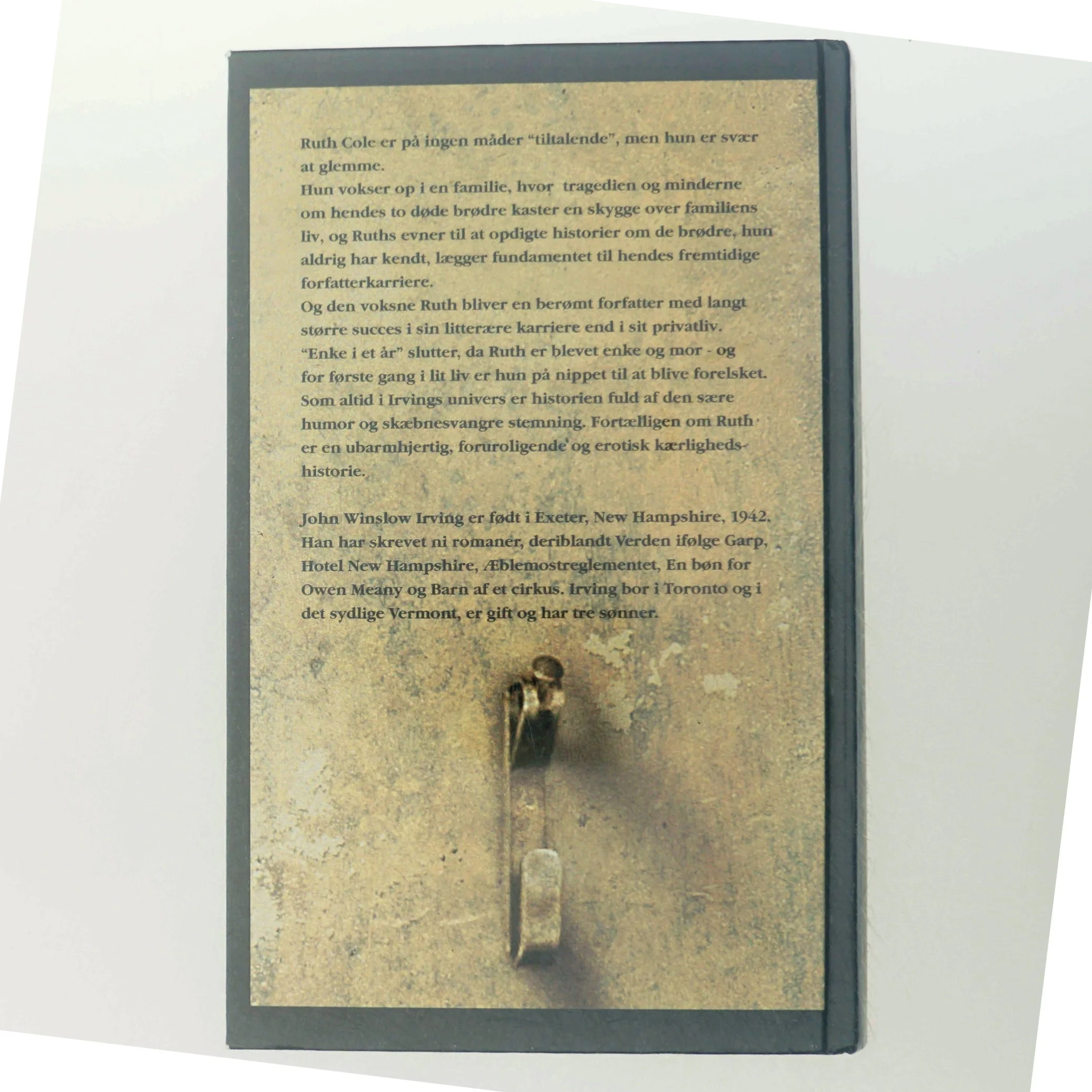 John Irving 'Enke i et år' bog