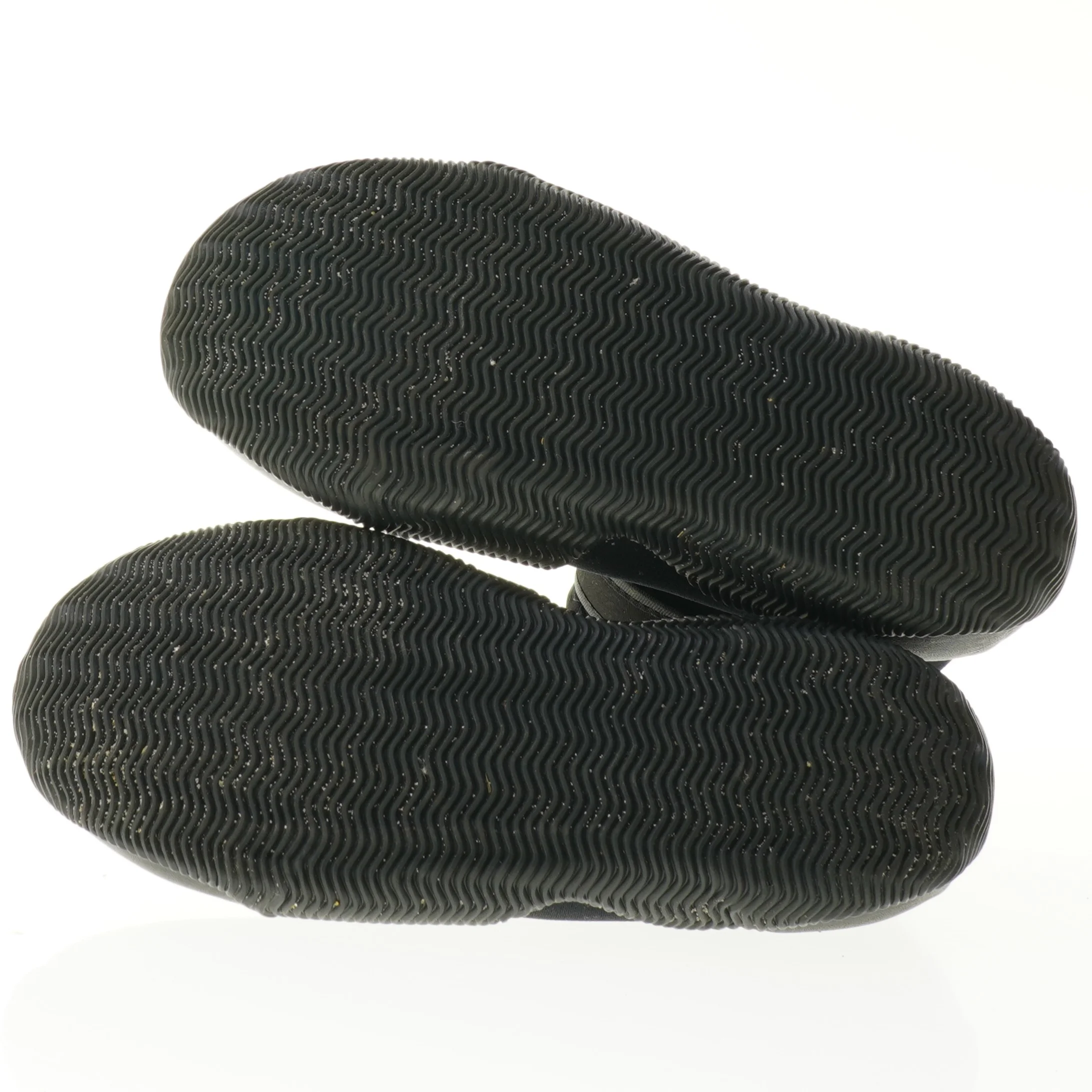 Våddragtssko (str. 4)