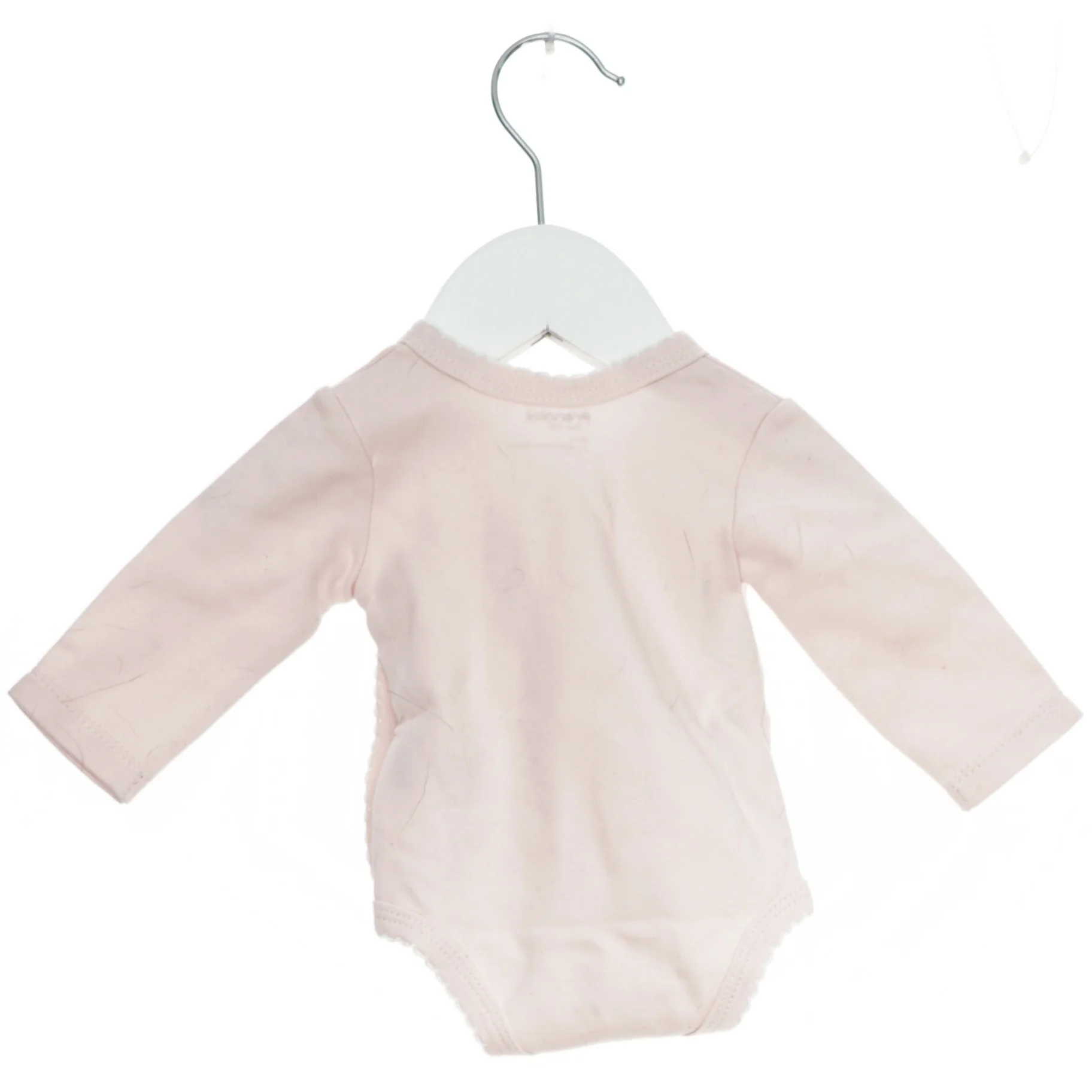 Lyserød bodystocking til baby fra Prenatal (str. 50)