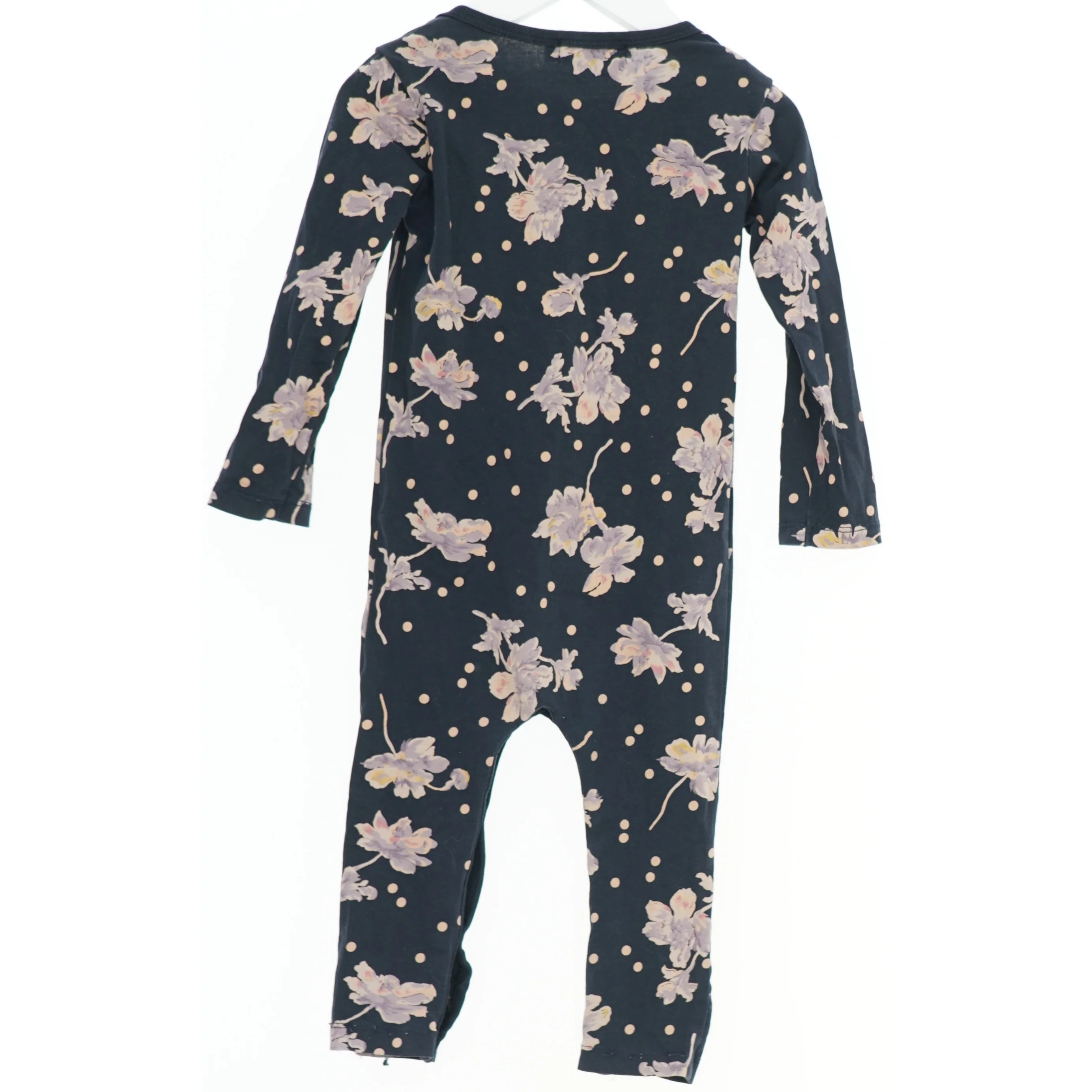 Langærmet heldragt med blomsterprint fra Bakito (str. 80)