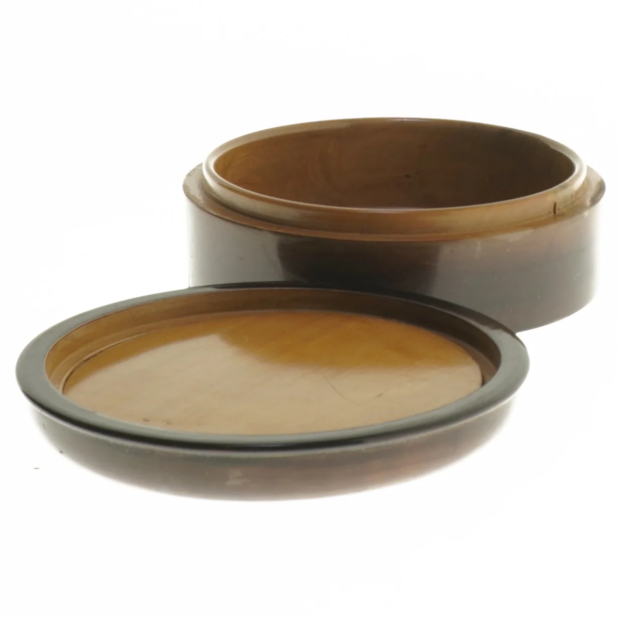 Fin rund vintage trææske med håndbroderet korssting (str. Ø 10,5x4 cm)