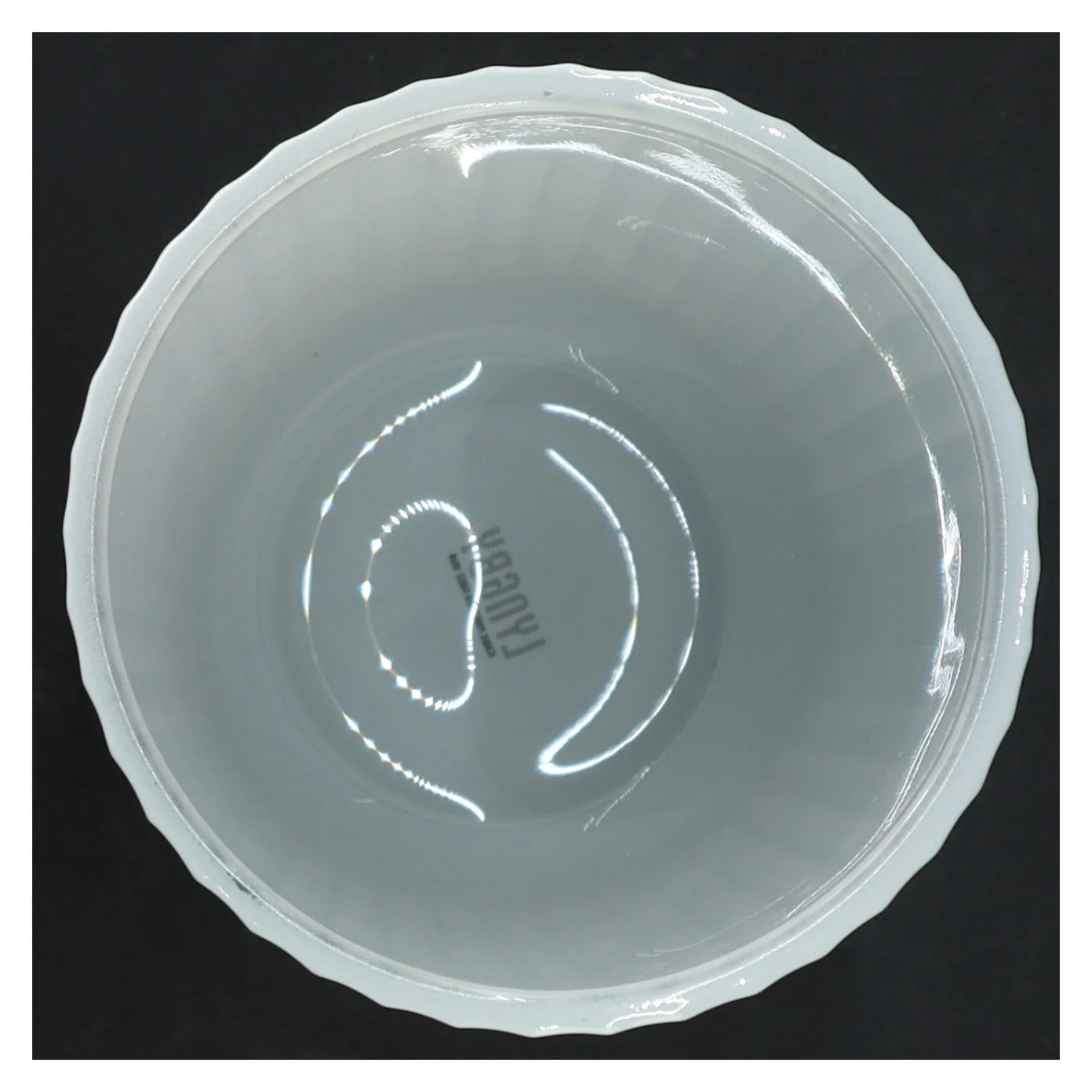 Hvid porcelænsvase fra Lyngby (str. 20 cm)