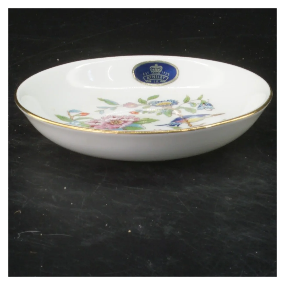 Aynsley porcelæns skål fra Aynsley (str. Ø 11 cm)