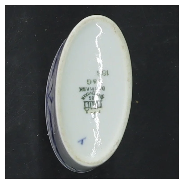 Cigaretbeholder med blåt mønster fra Royal Copenhagen (str. 6x6 cm)