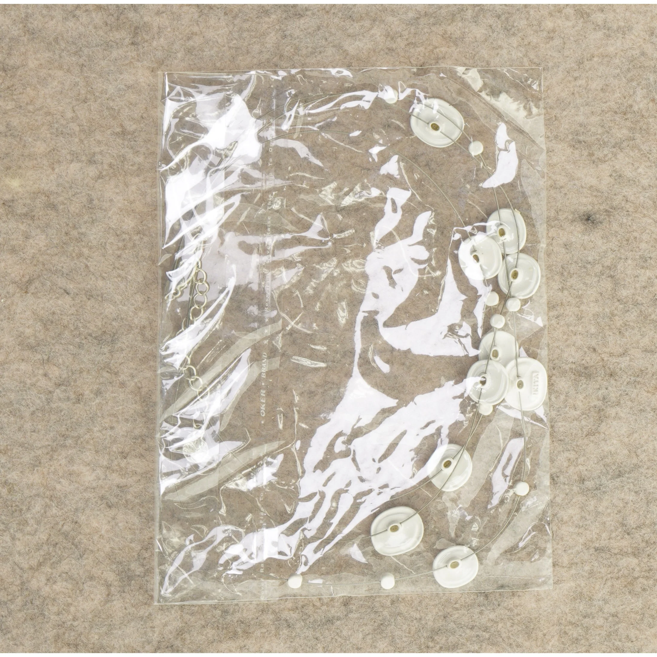 Halskæde (str. 17 x 13 cm)