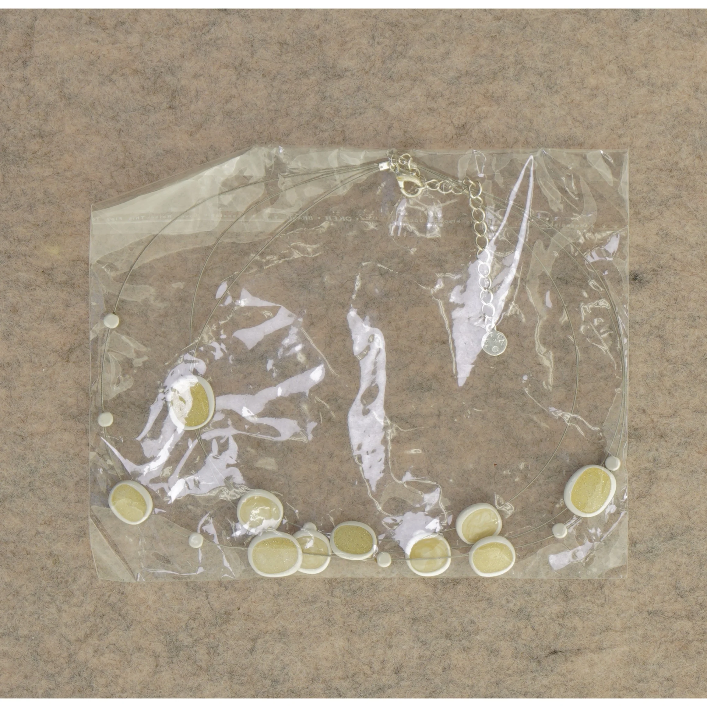 Halskæde (str. 17 x 13 cm)