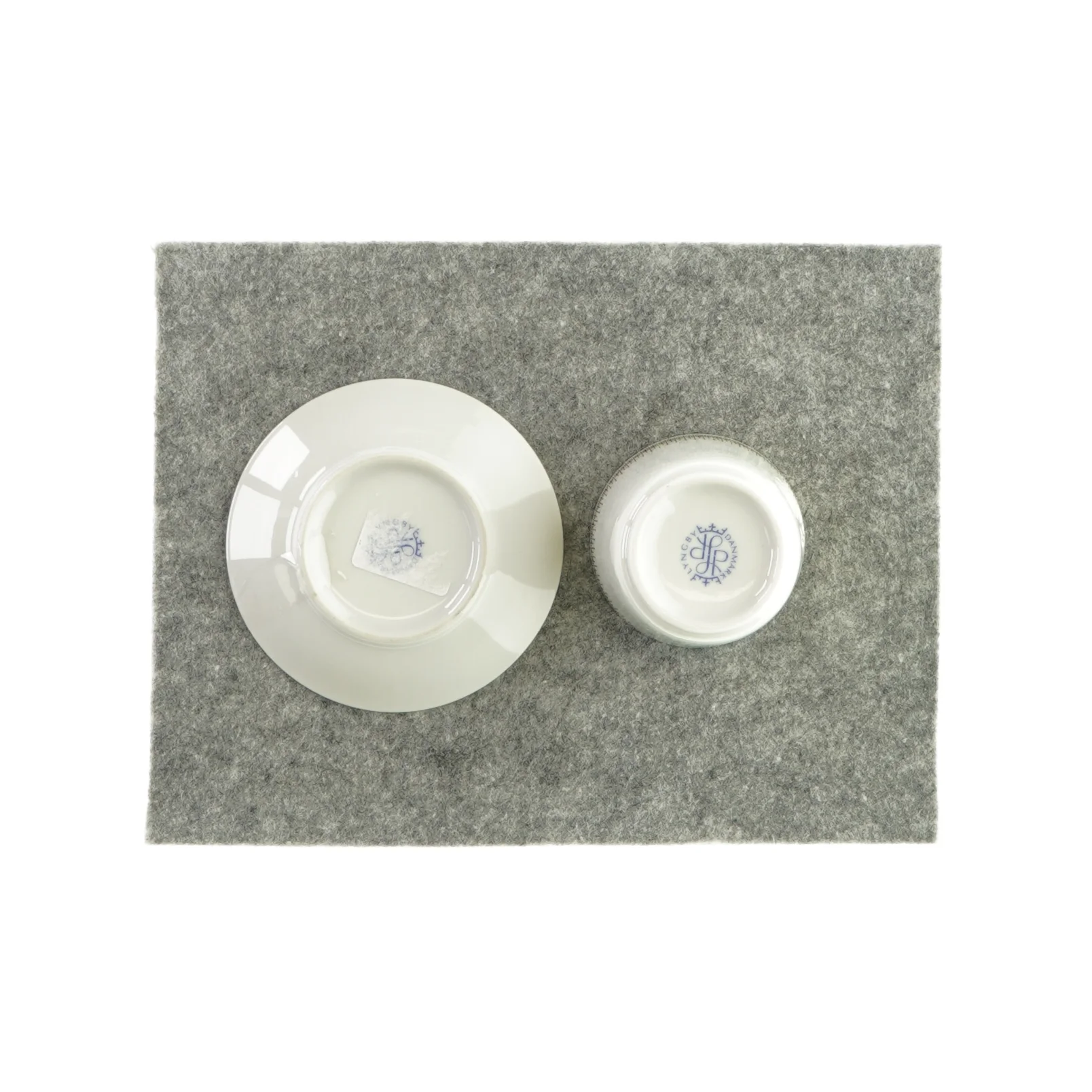 Kop og underkop fra Lyngby porcelæn