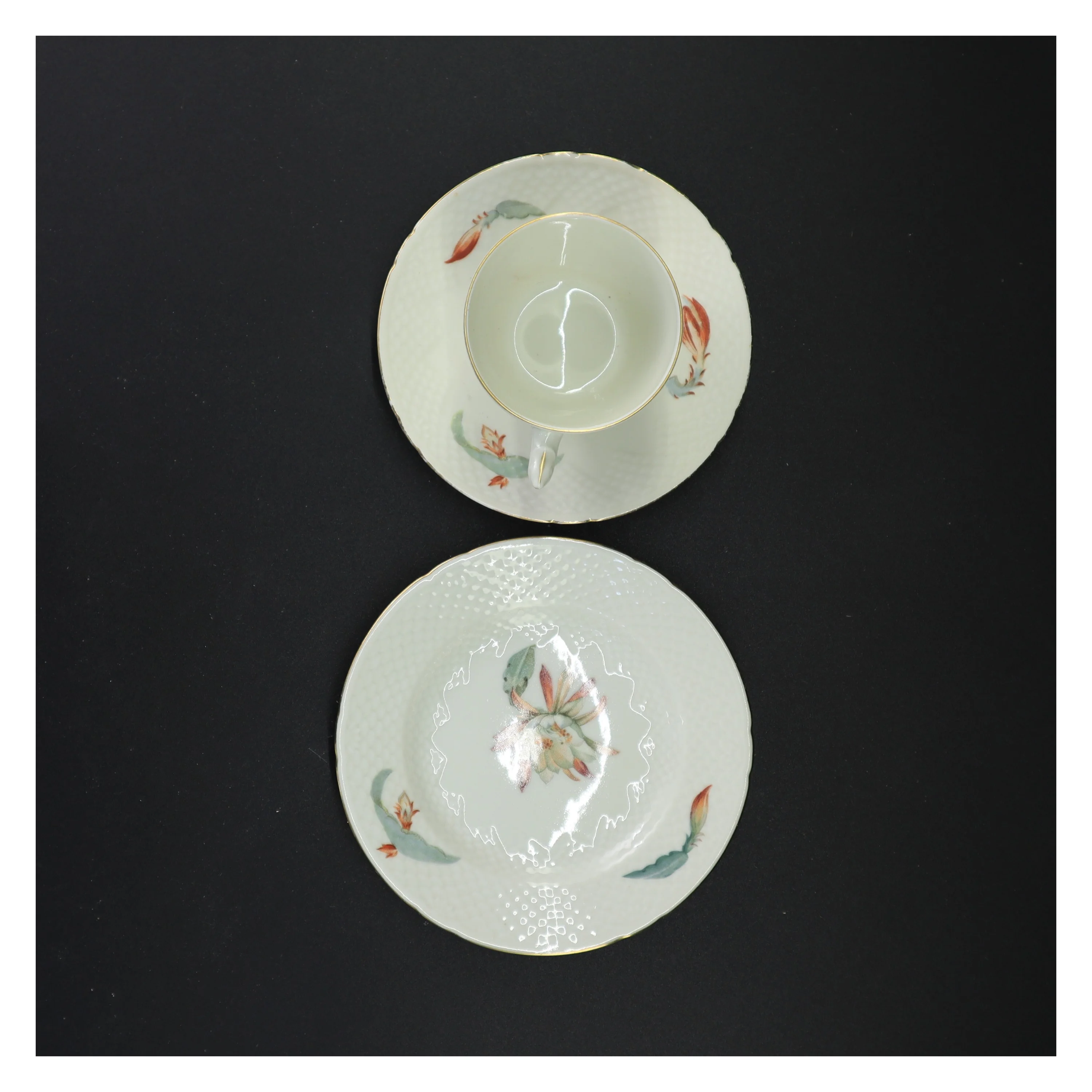 Porcelæn tesæt fra Bing Og Grøndal (str. 15 x 9 cm)