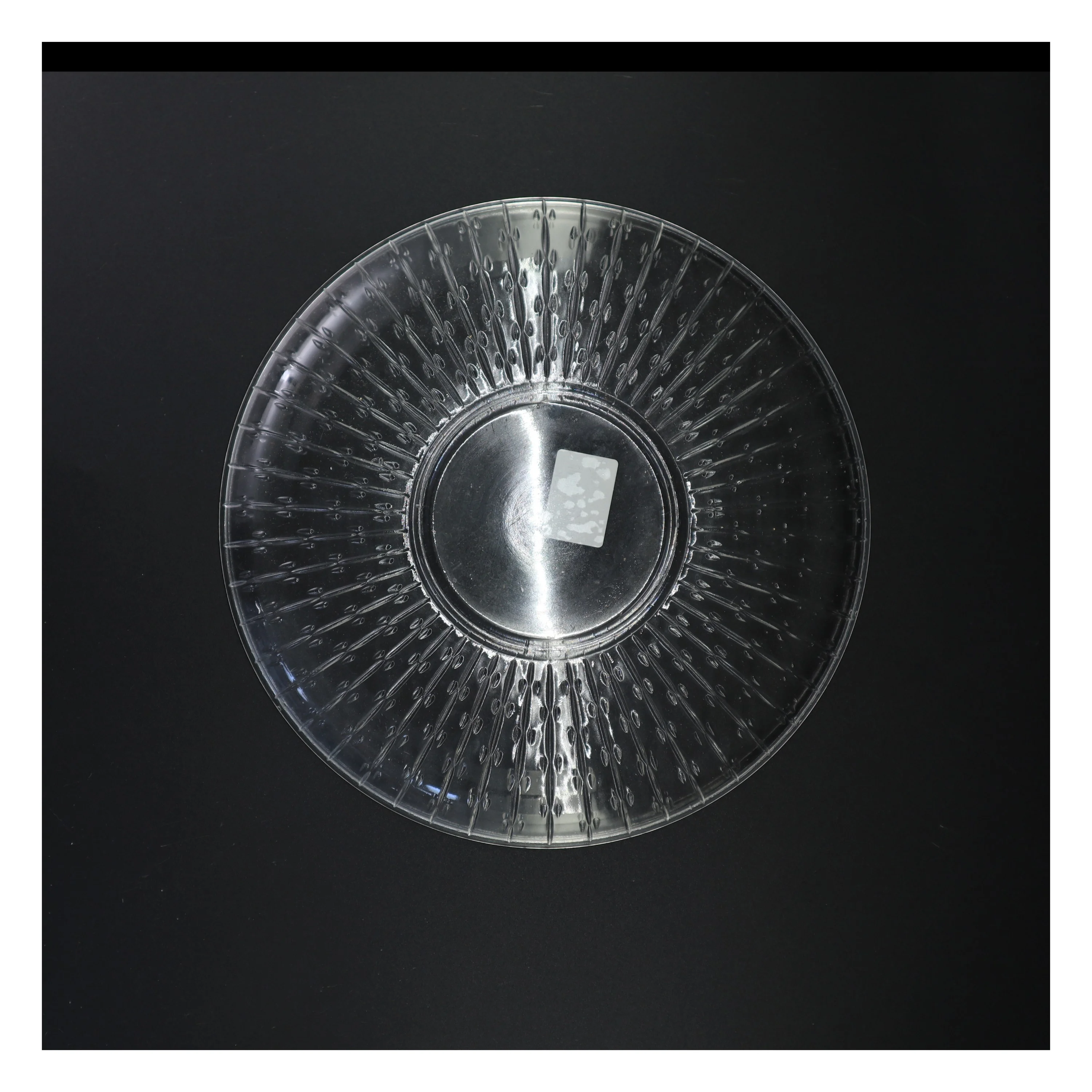 Gennemsigtig glasfad (str. 29 x 29 cm)