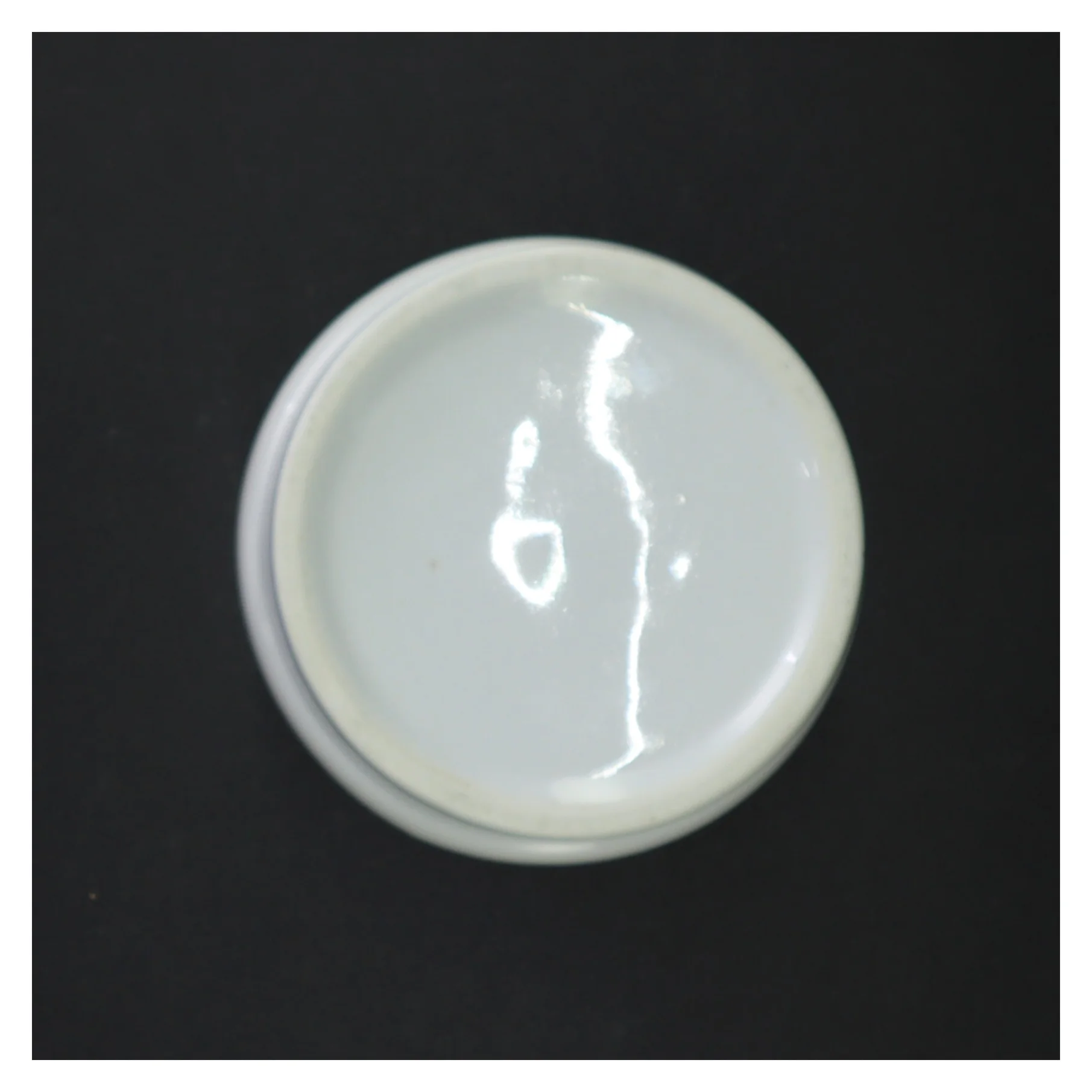 Hvid porcelænsskål (str. 13 x 5 cm)