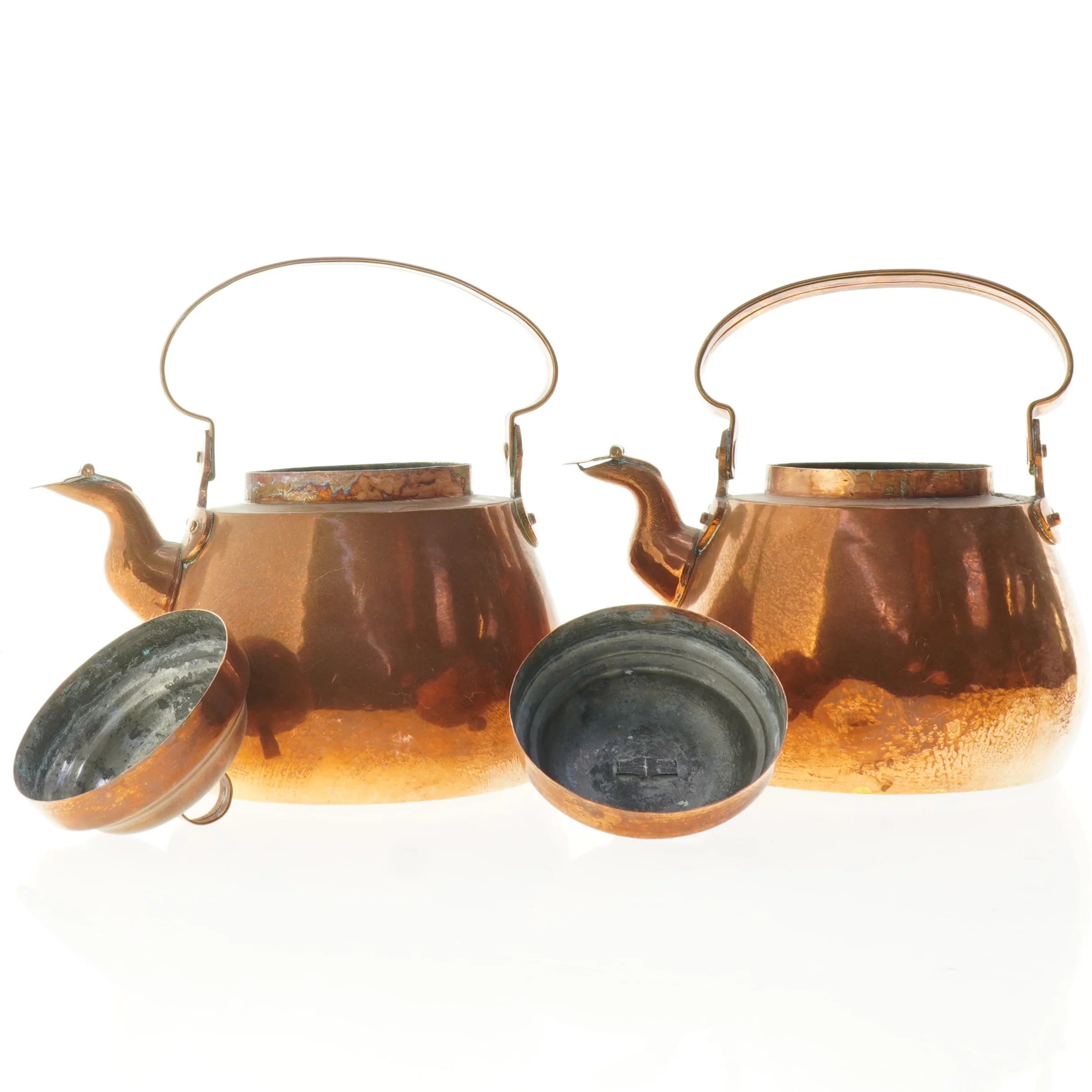 Antik kobbertekedel, 2 stk (str. 19 x 19 x 15 cm)