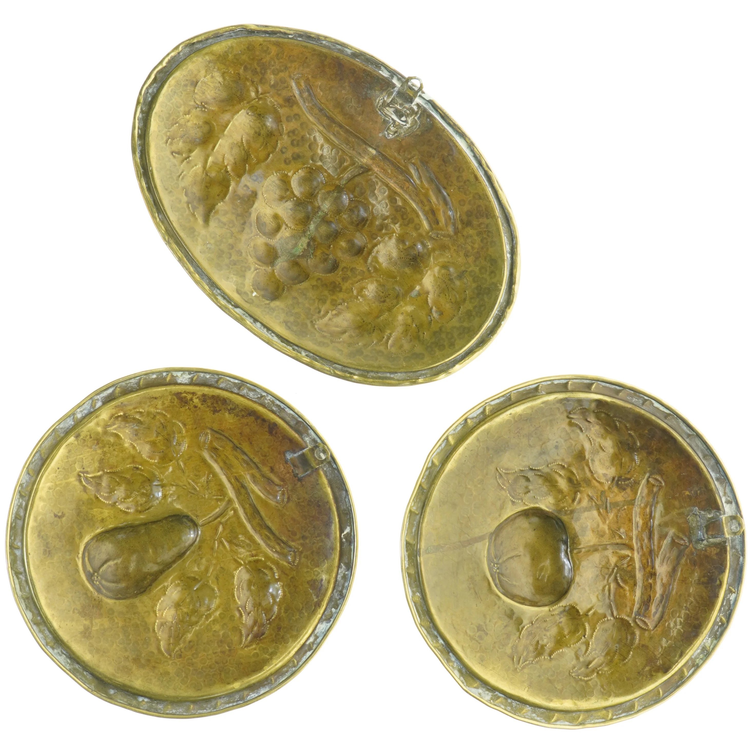 Messing vægdekorationer med frugtmotiver (str. 26 x 18 cm og 21 x 21 cm)