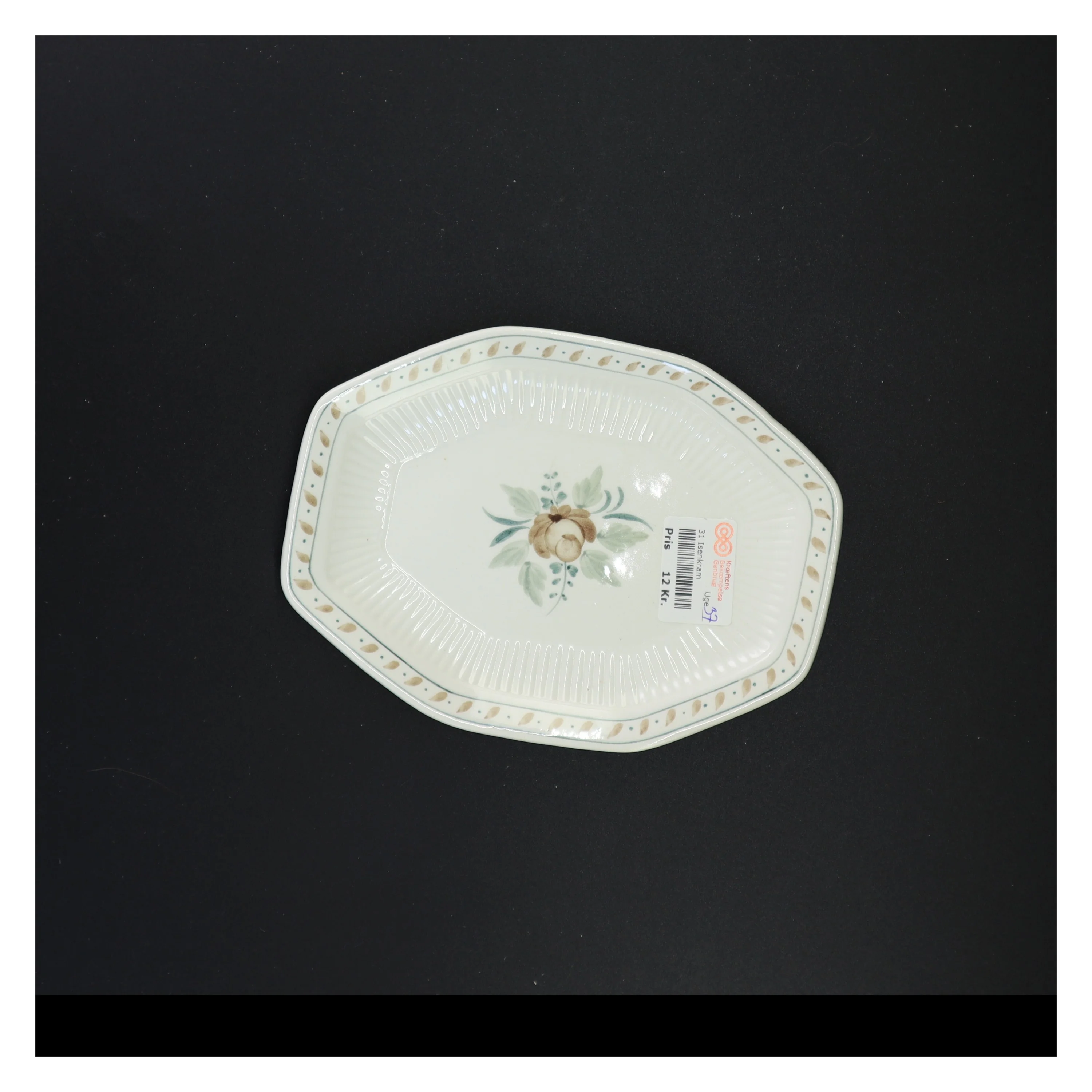 Porcelænsfad fra Adams (str. 20 x 15 cm)