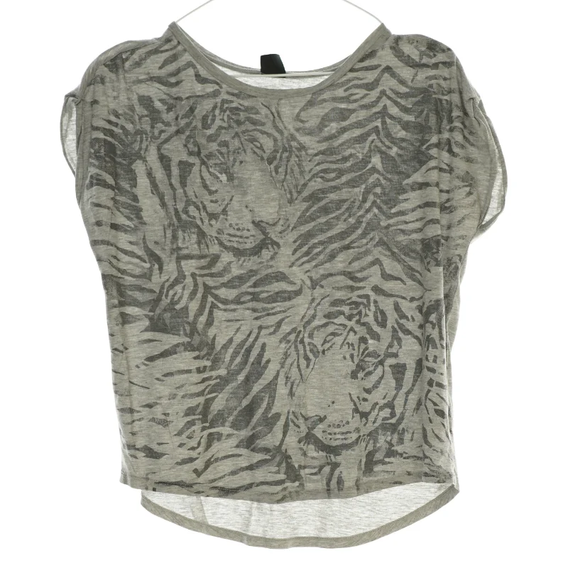 Oversize t shirt fra Gina Tricot (Str. small)