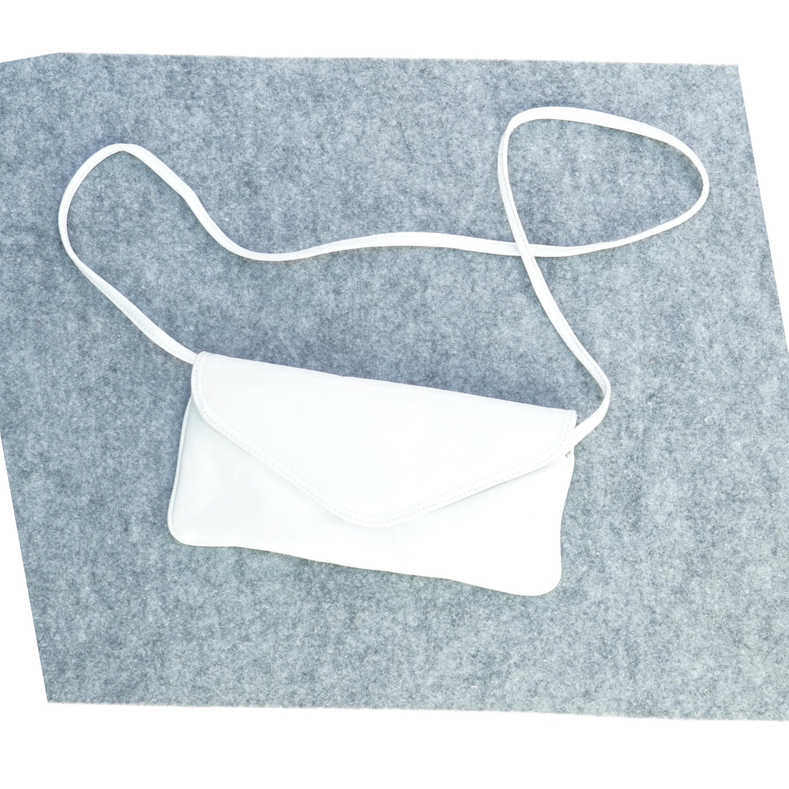 Skuldertaske (str. 25 x 12 cm)