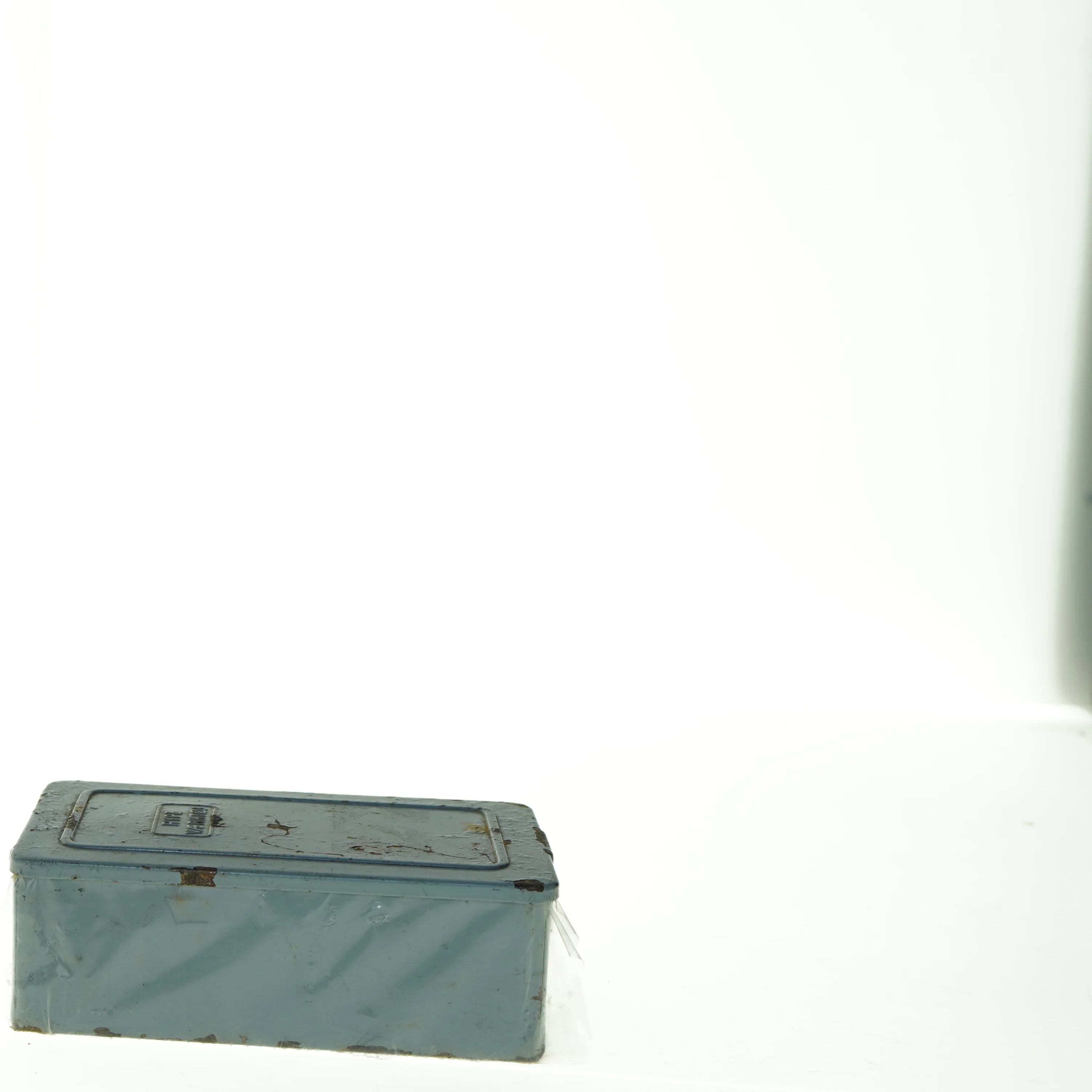 Gammel vvs hanefræsersæt , passer til armaturer med gummipakninger , med indhold (str. 17 x 10 cm)