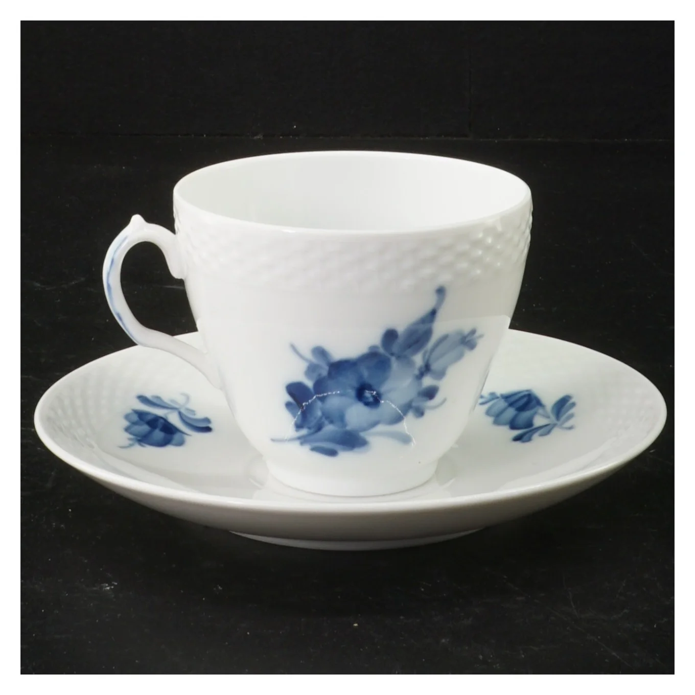 Royal Copenhagen kaffekopper og underkopper fra Royal Copenhagen (str. Ø 14 cm 7 cm)