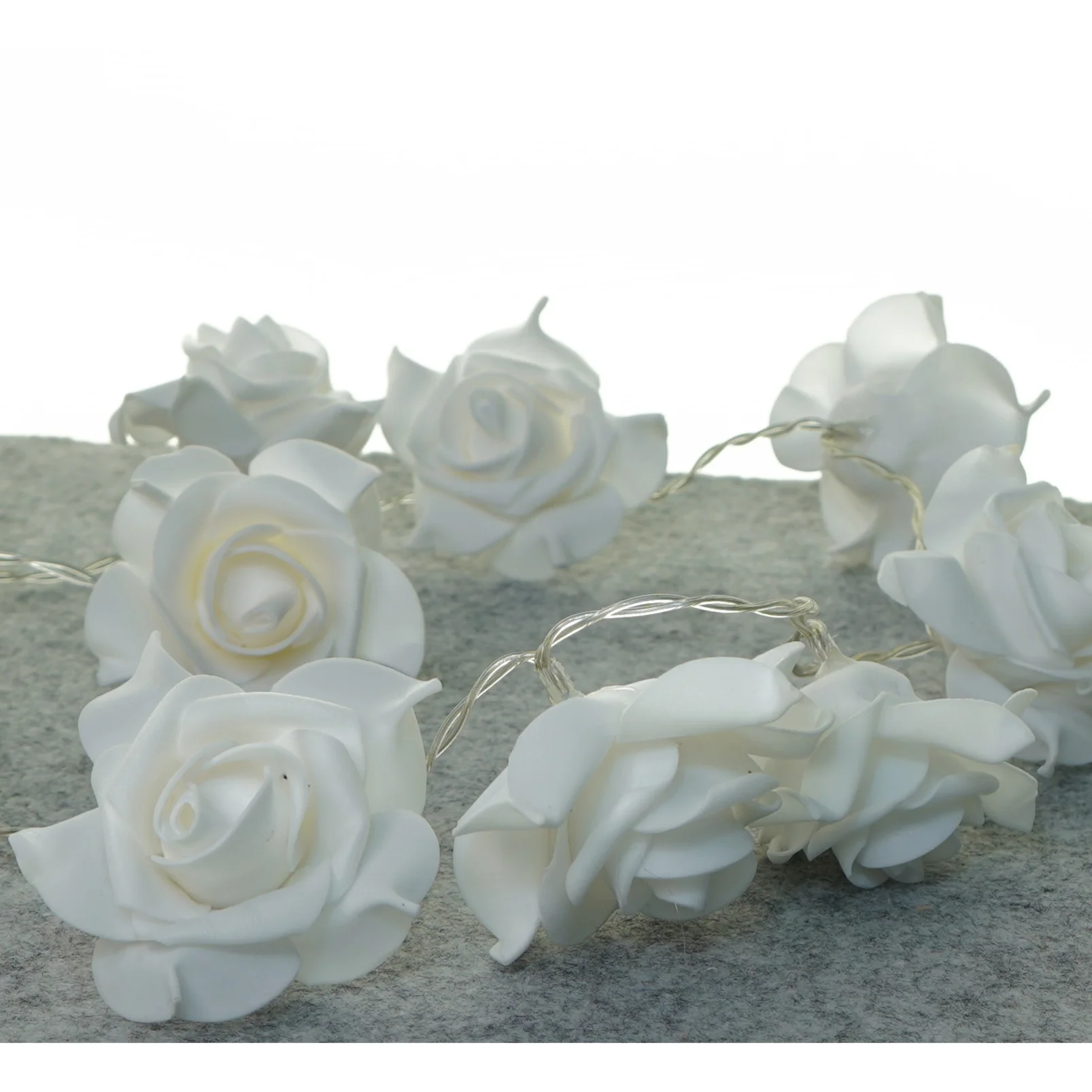 Lyskæde med blomster (str. 110 cm)