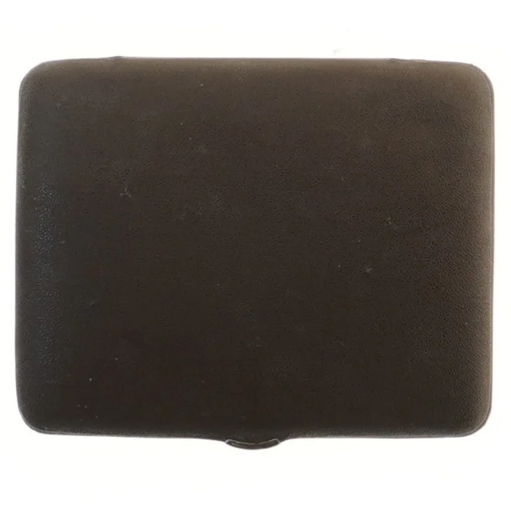 Cigaretetui med cigarer (str. 14,5x11,5 cm)