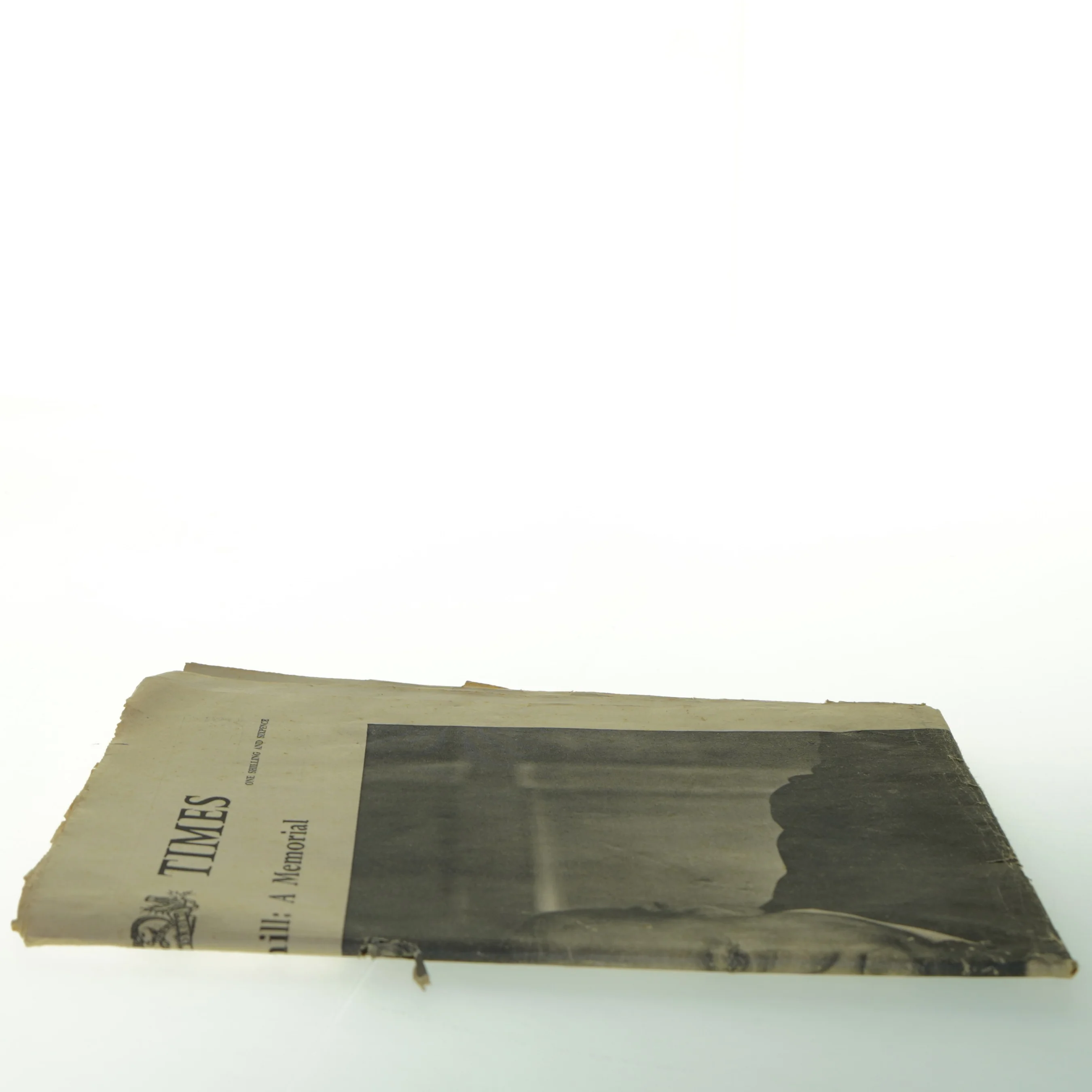 Gammel avis 'The Times - Churchill: A Memorial' (str. 60 x. 44 cm)